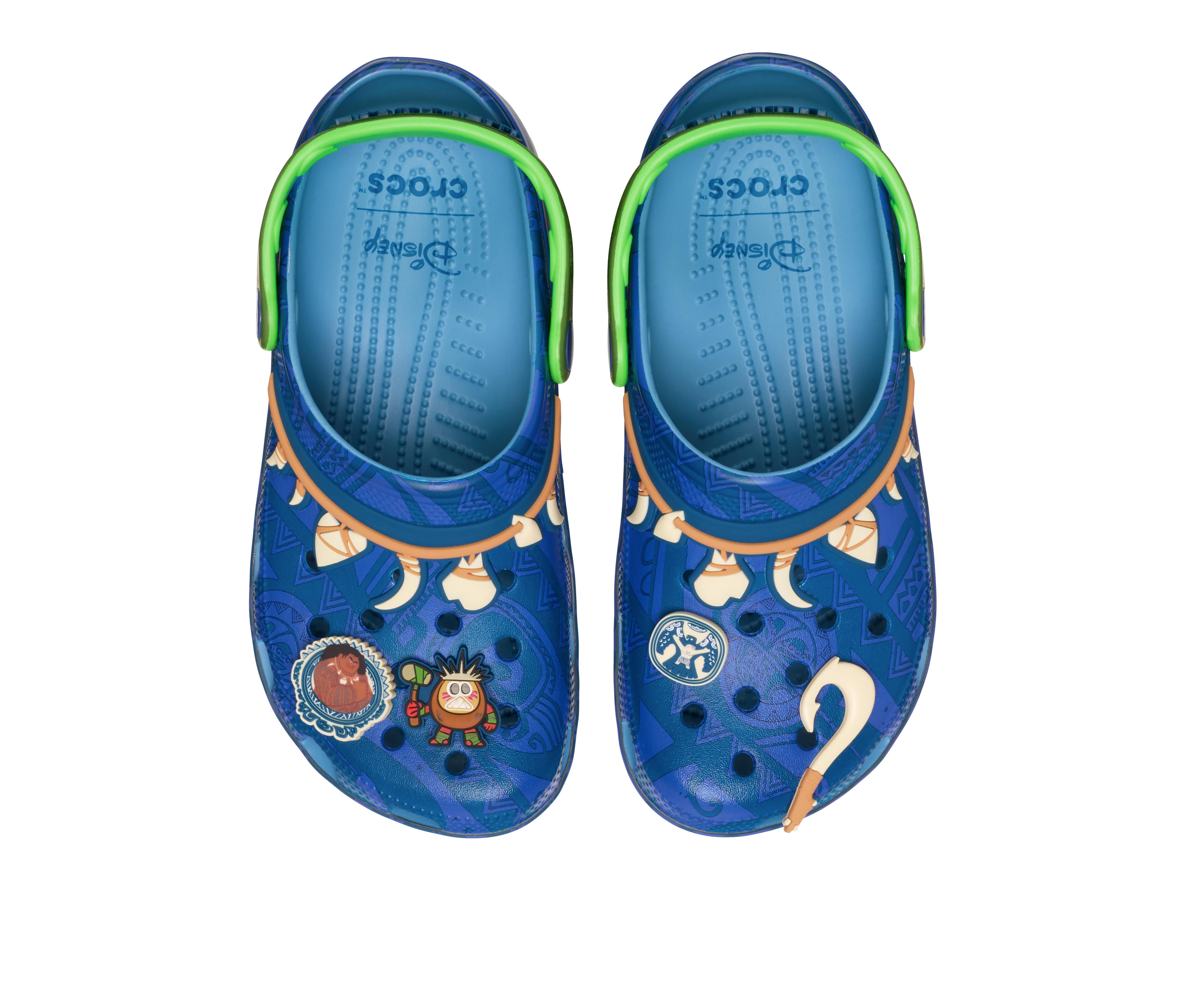 Men's Crocs Disney Moana Maui Classic Clogs