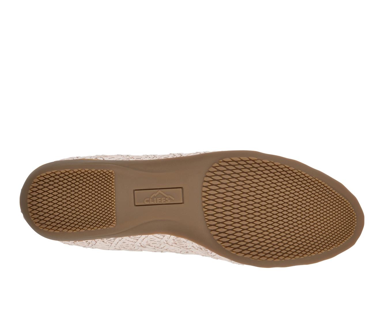 Women's Cliffs by White Mountain Cariann Flats