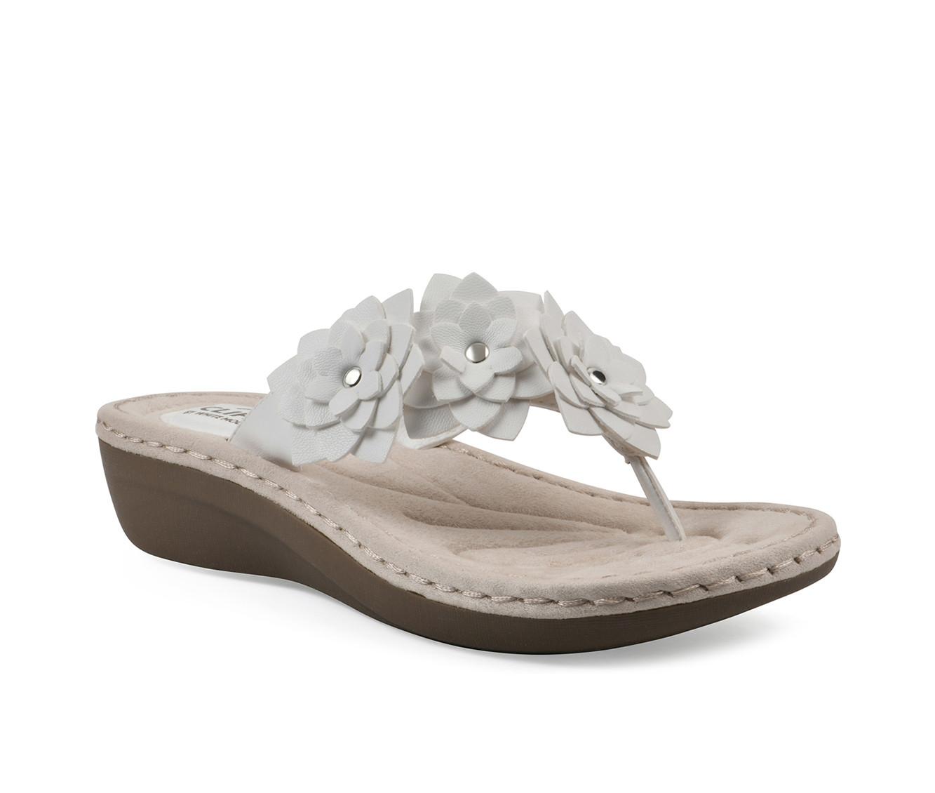 Women's Cliffs by White Mountain Content Wedges
