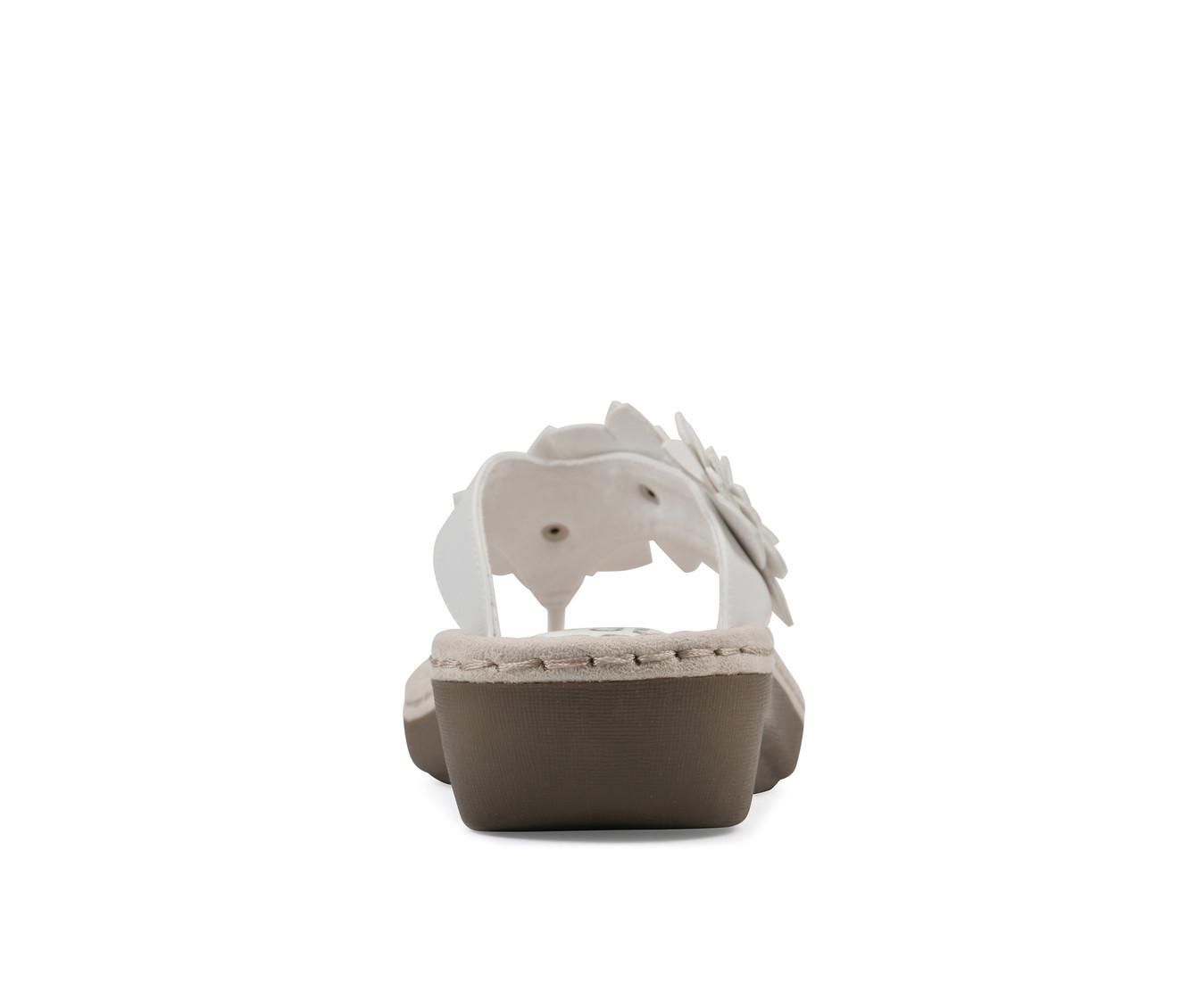 Women's Cliffs by White Mountain Content Wedges