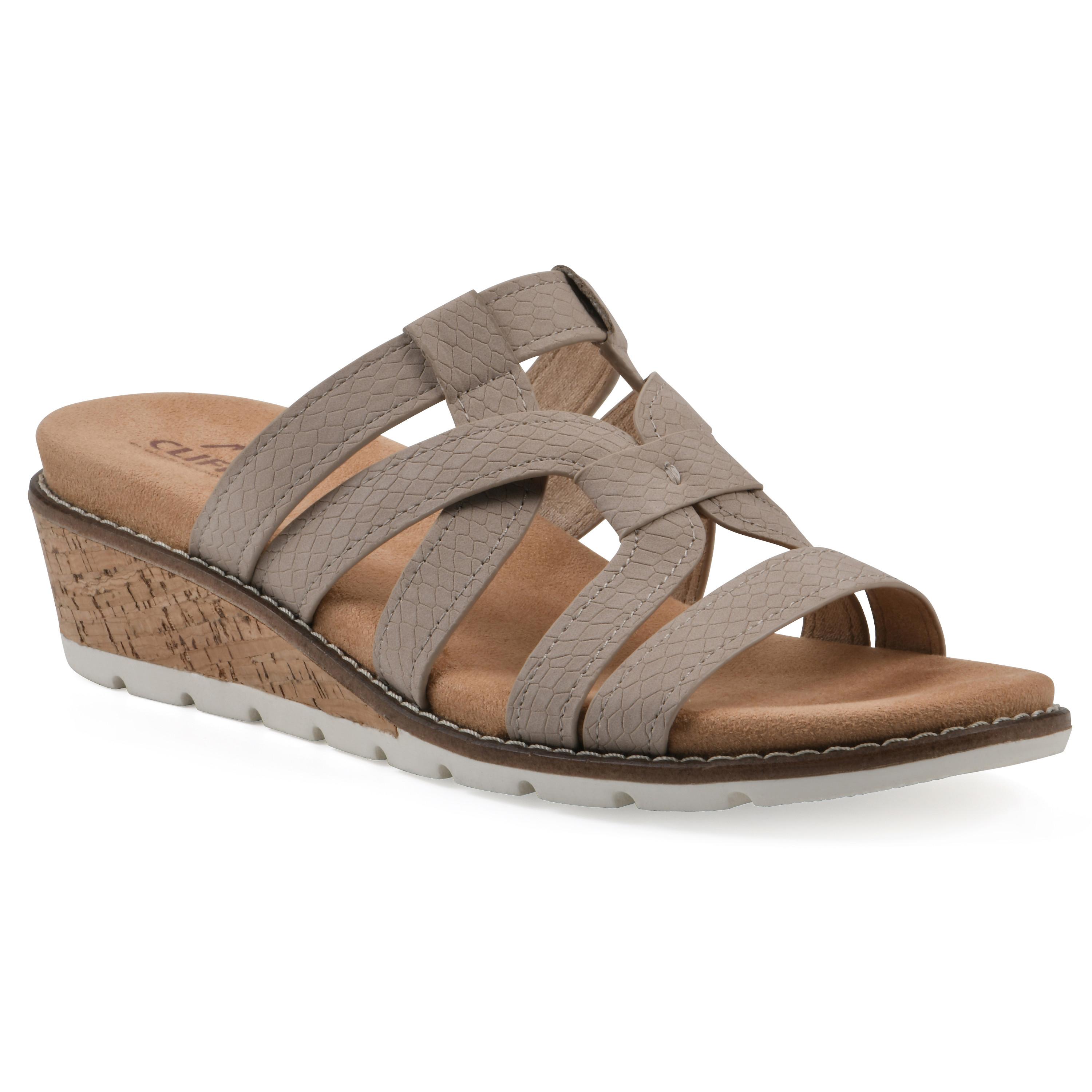 Cliffs by White Mountain Tinisha Wedges