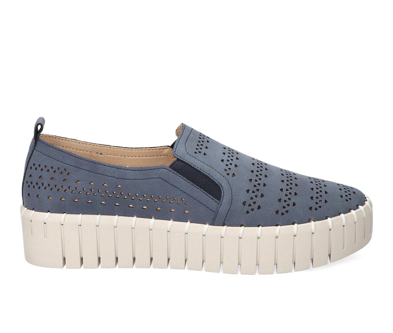 Women's Easy Street Peppy Sneakers