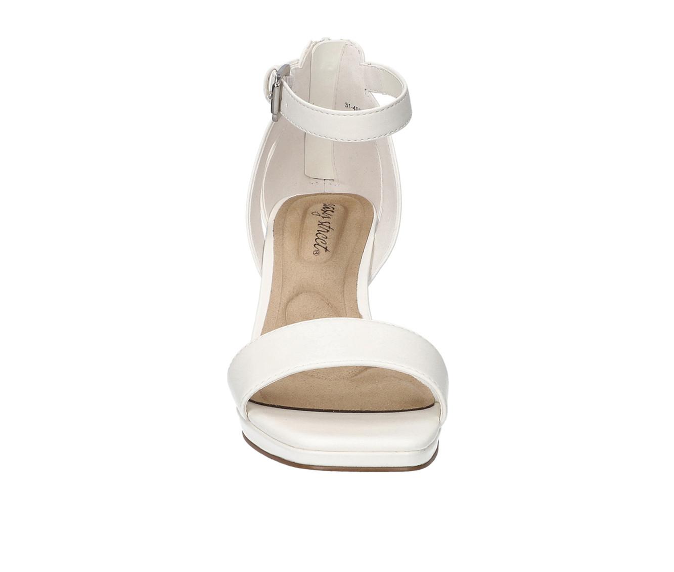 Women's Easy Street Ro Pumps