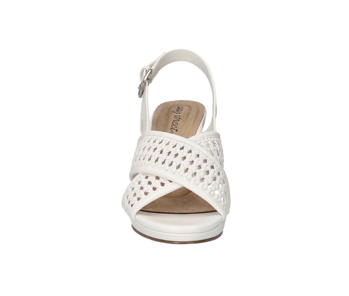 Women's Easy Street Sol Pumps