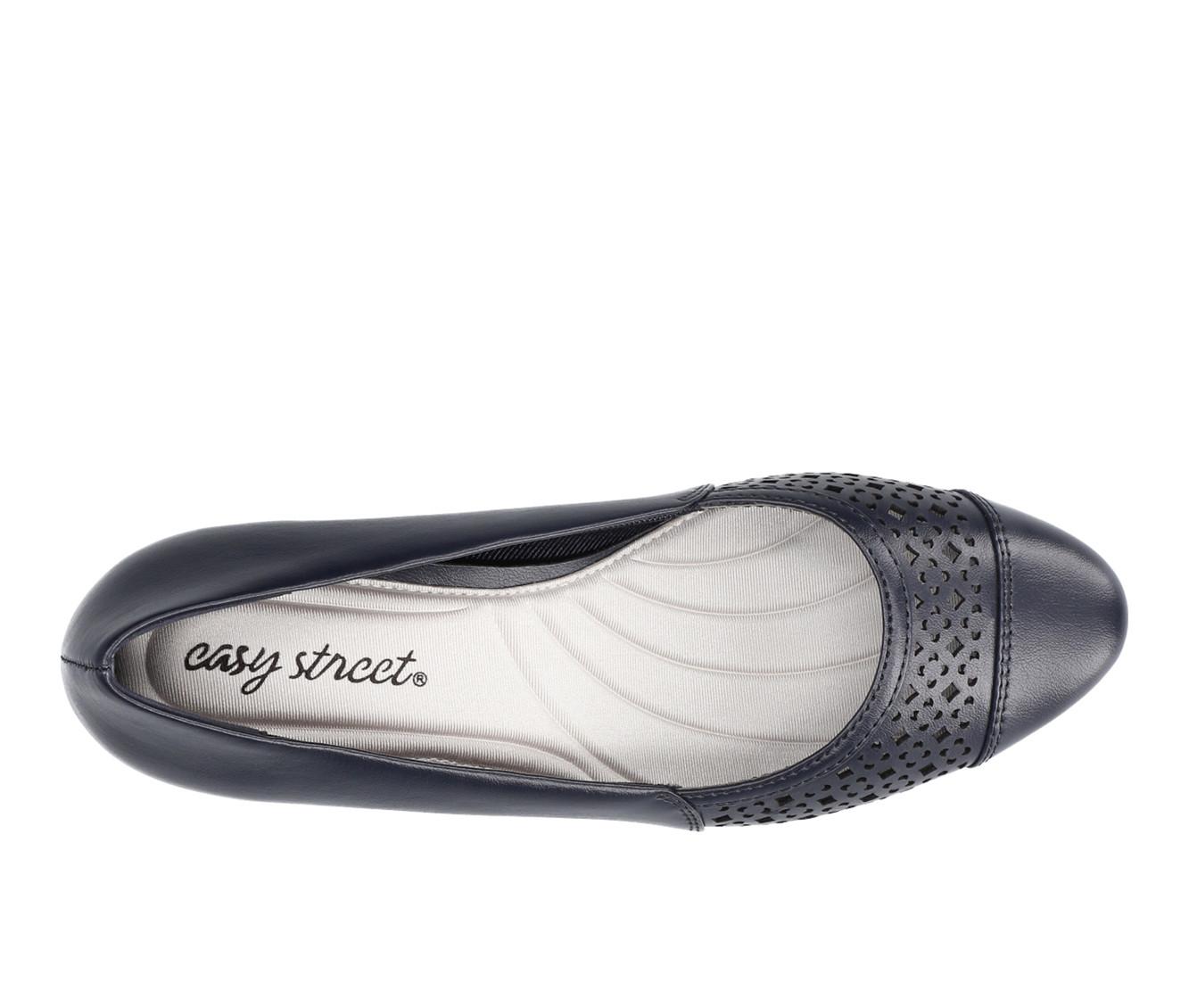 Women's Easy Street Neva Pumps