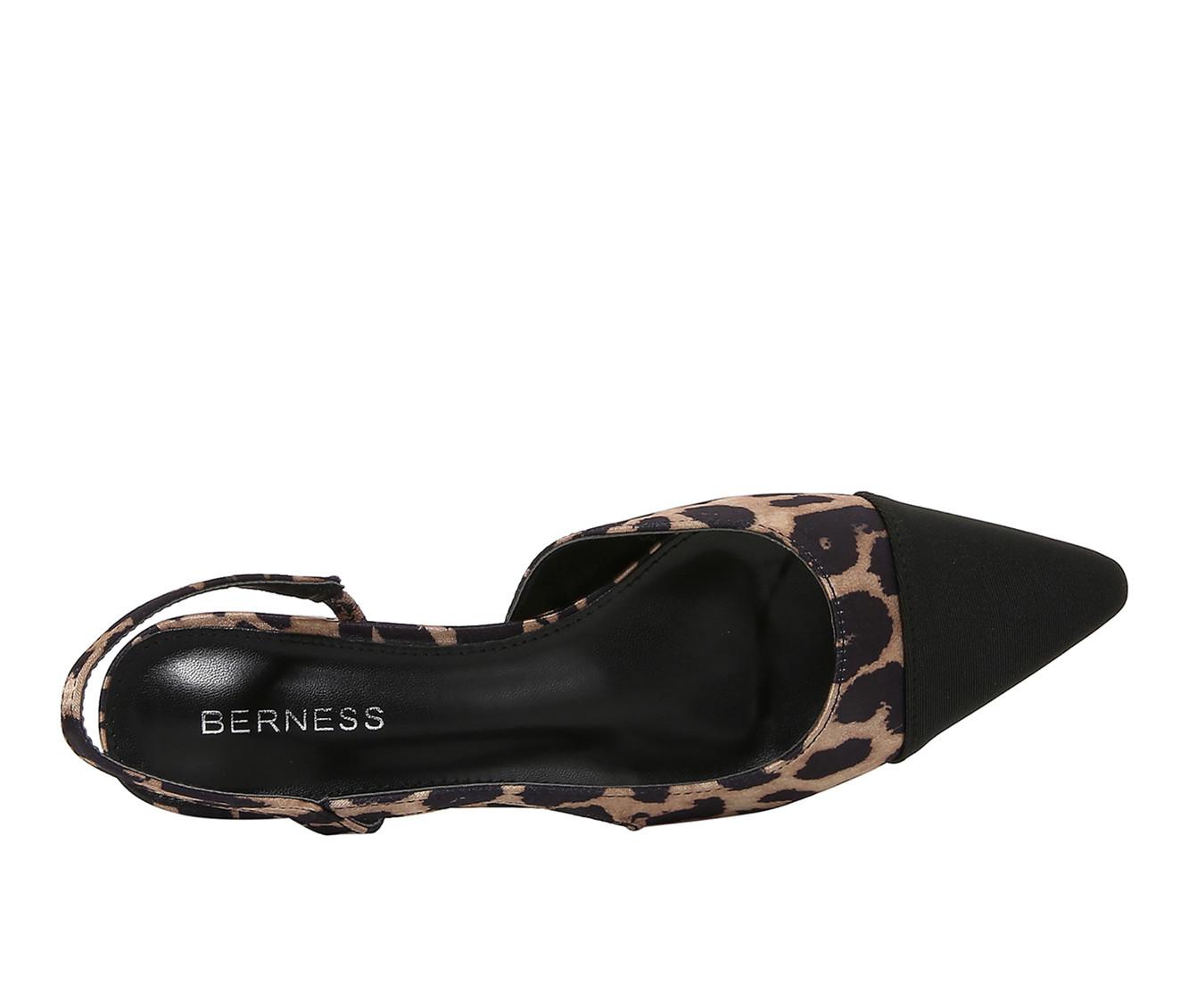 Women's Berness Minnie Flats