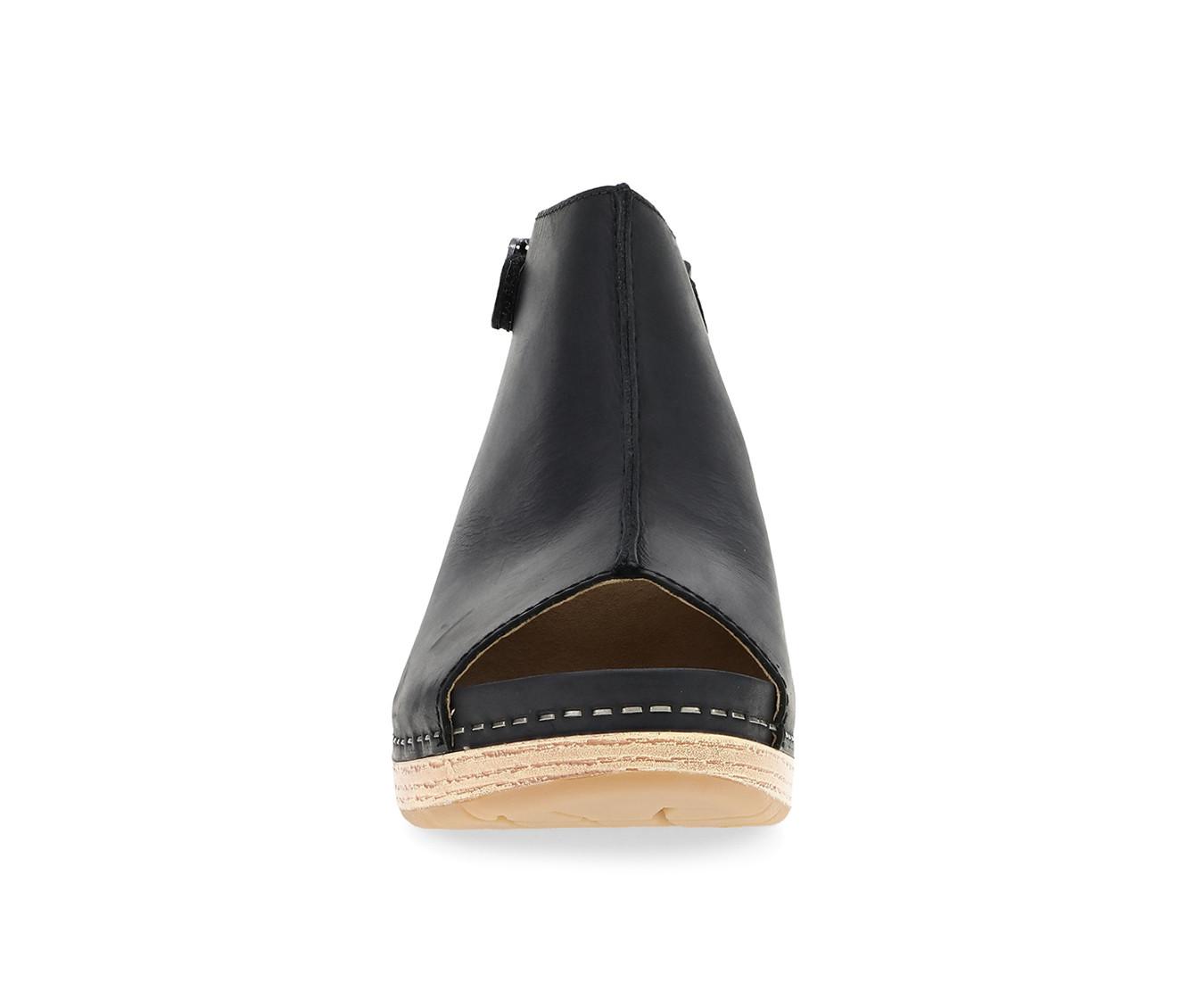 Women's Dansko Lizzy Clogs