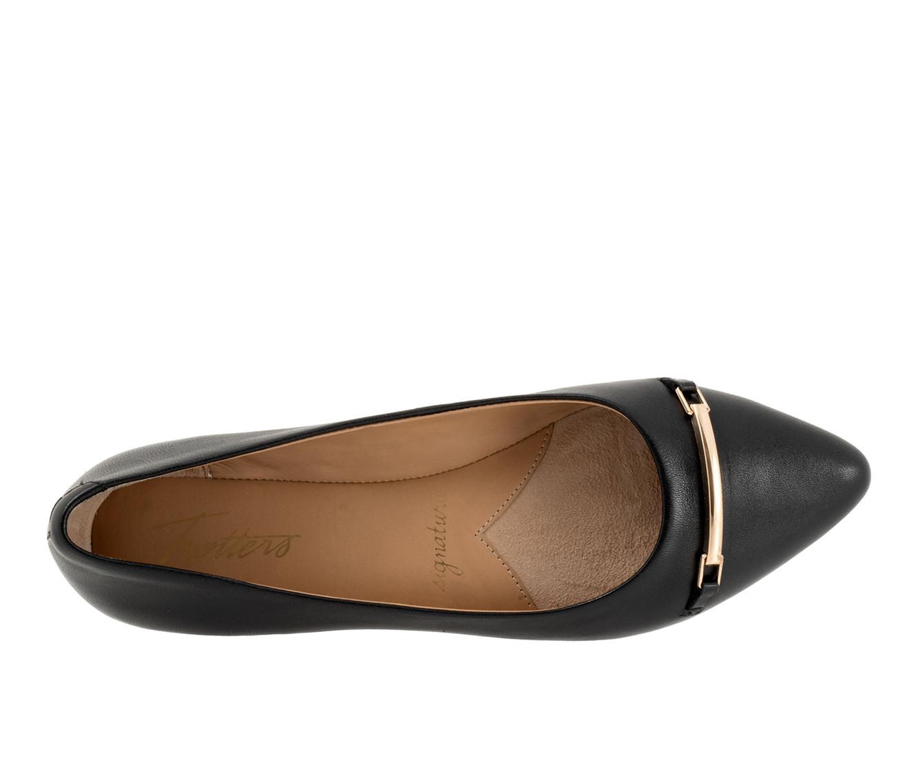 Women's Trotters Everly Flats