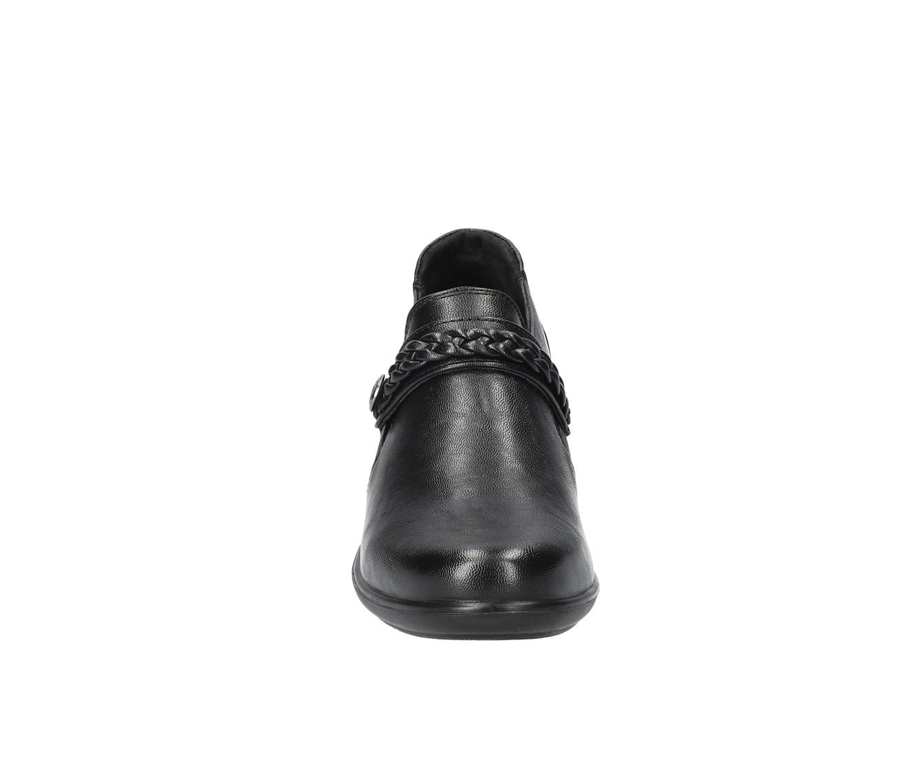 Women's Easy Street Amber Booties