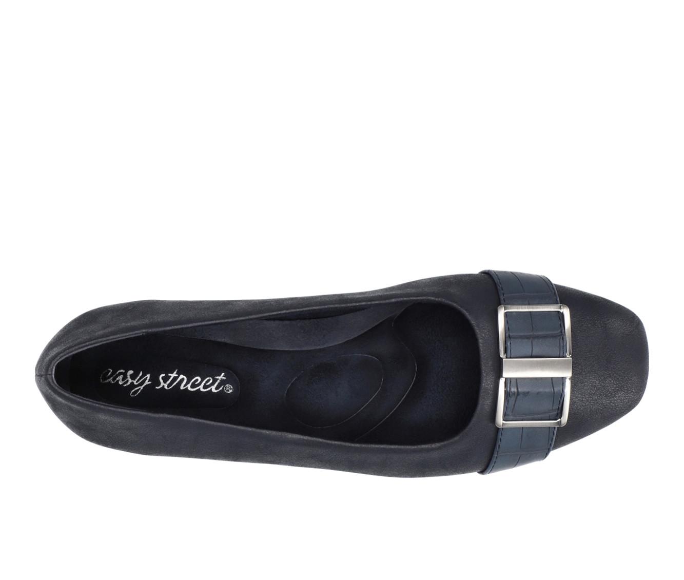 Women's Easy Street Keely Flats