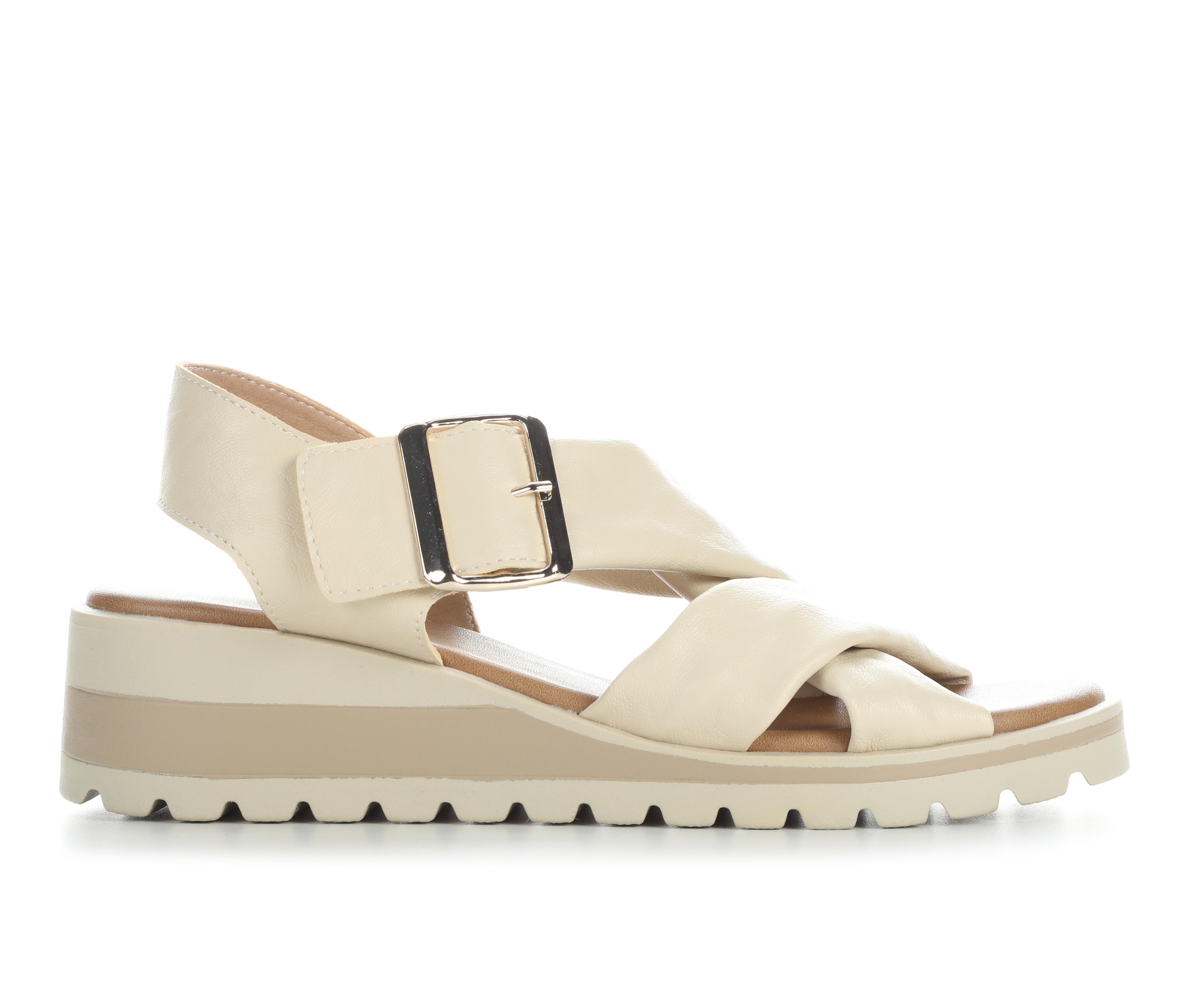 Women's Vintage 7 Eight Harper Wedges