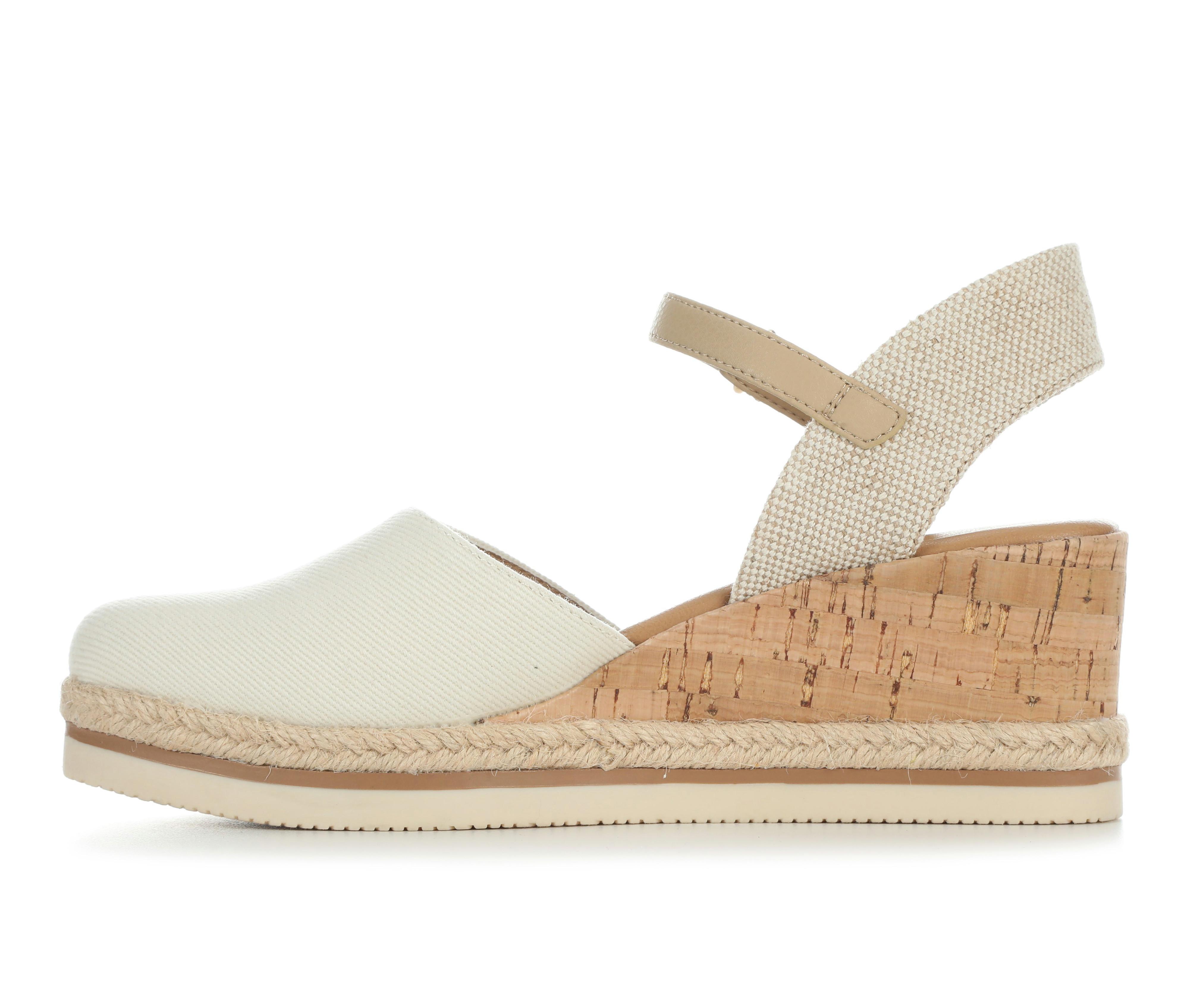 Women's Baretraps Alycia Wedges