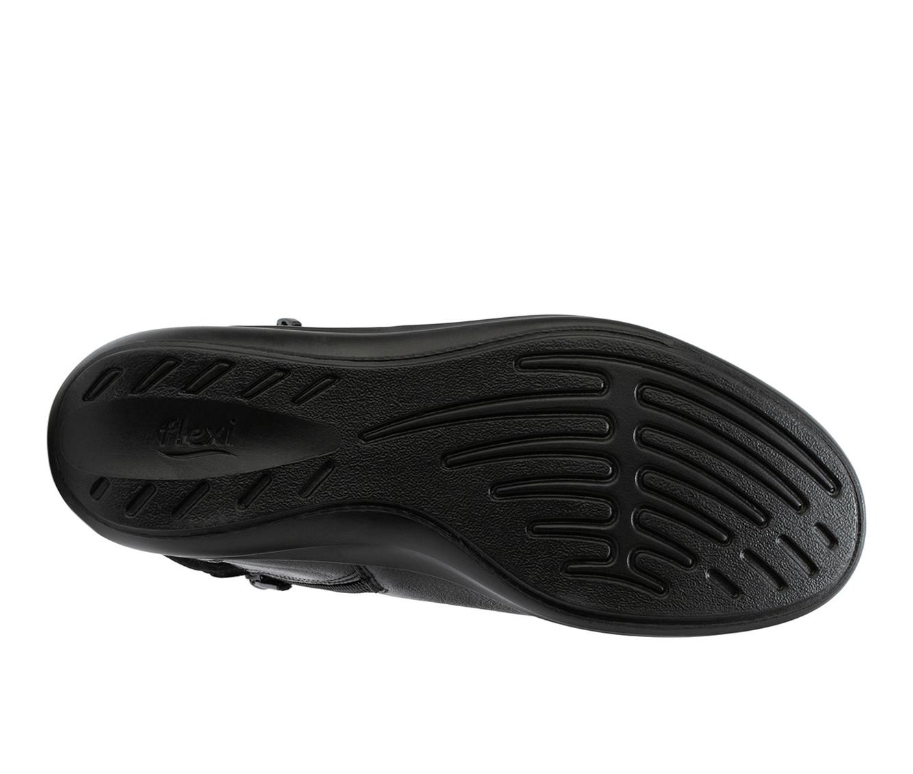 Women's Eastland Winnow Booties