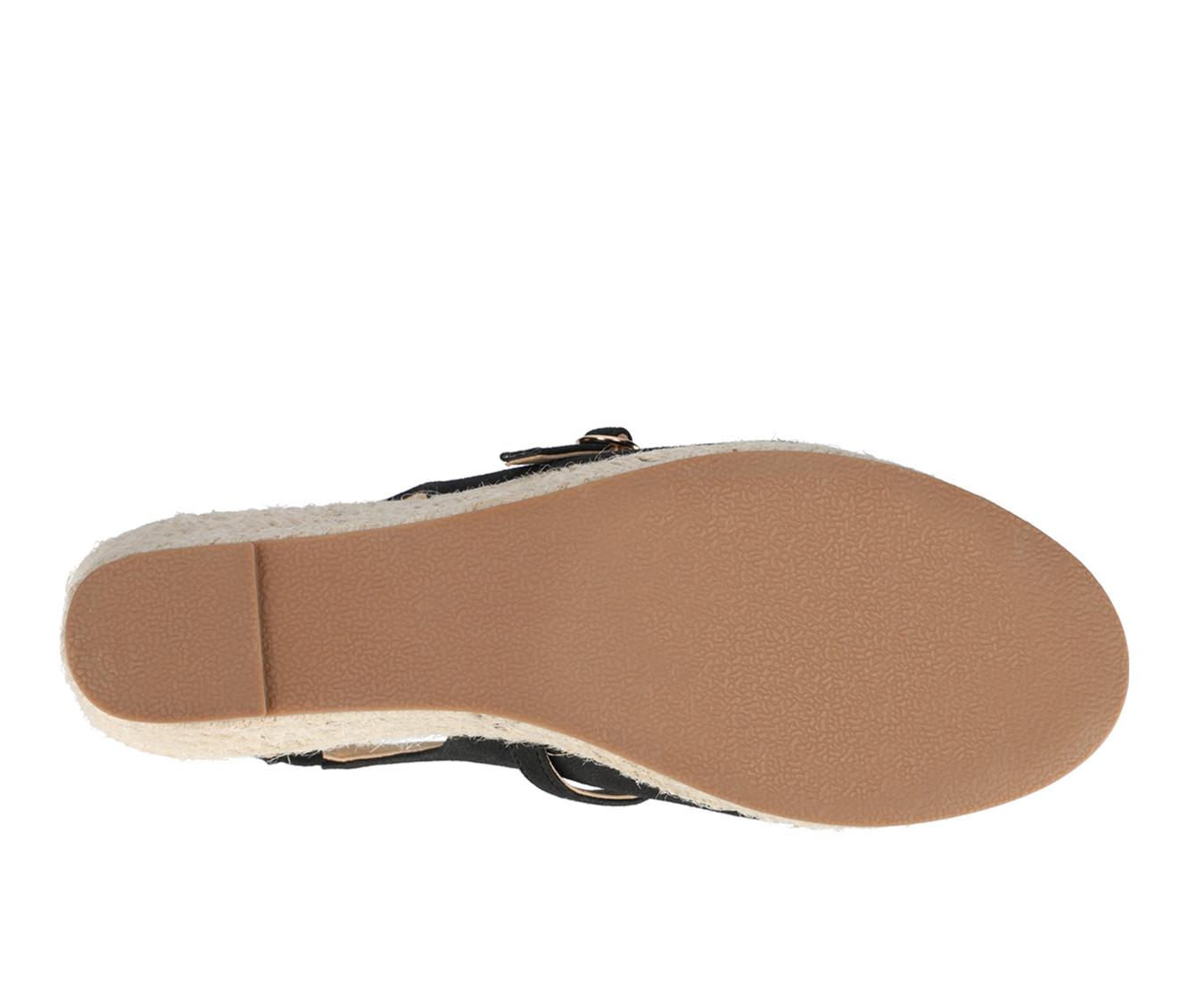 Women's Journee Collection Asmyna Wedges