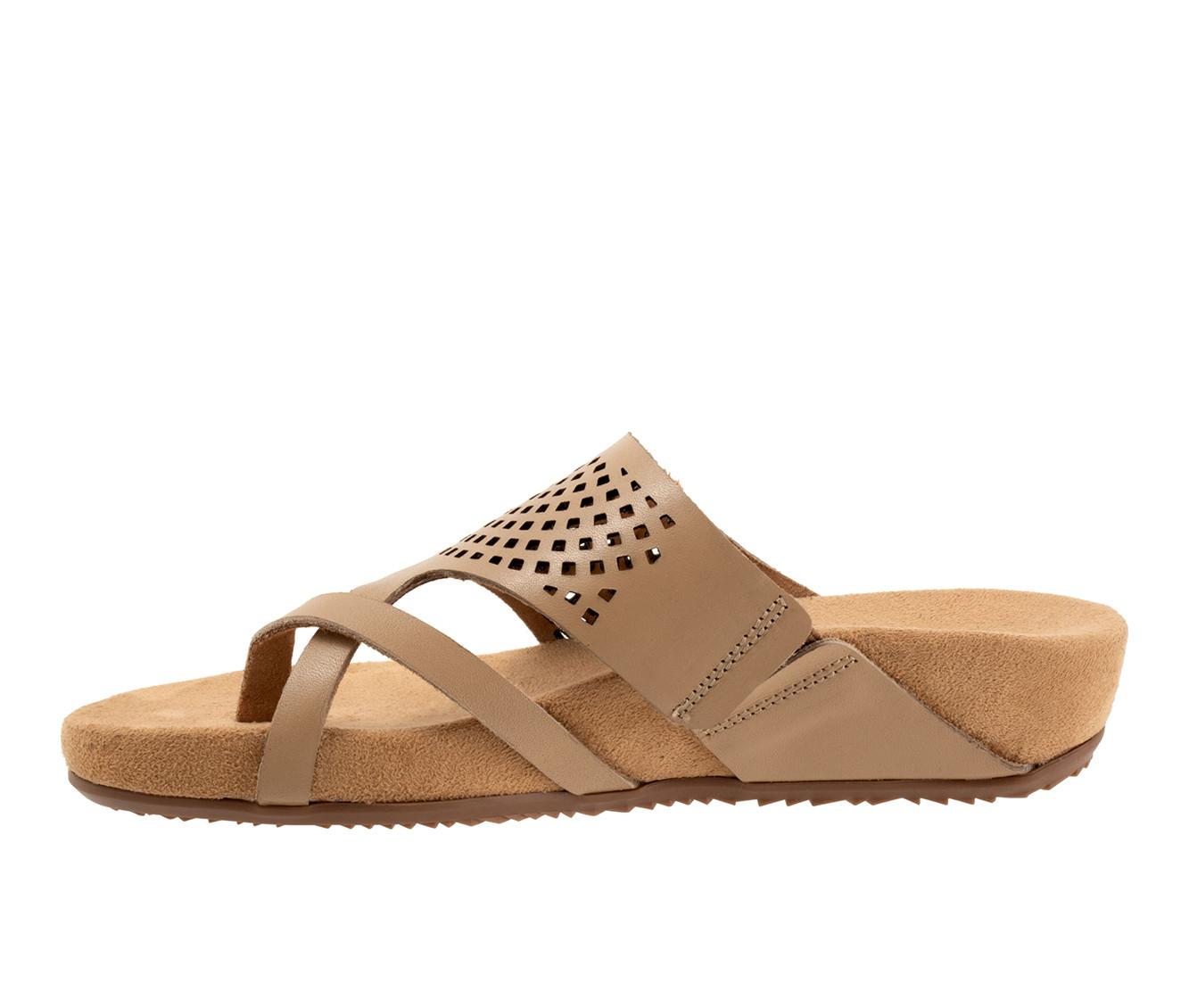 Women's Softwalk Blaine Perf Sandals