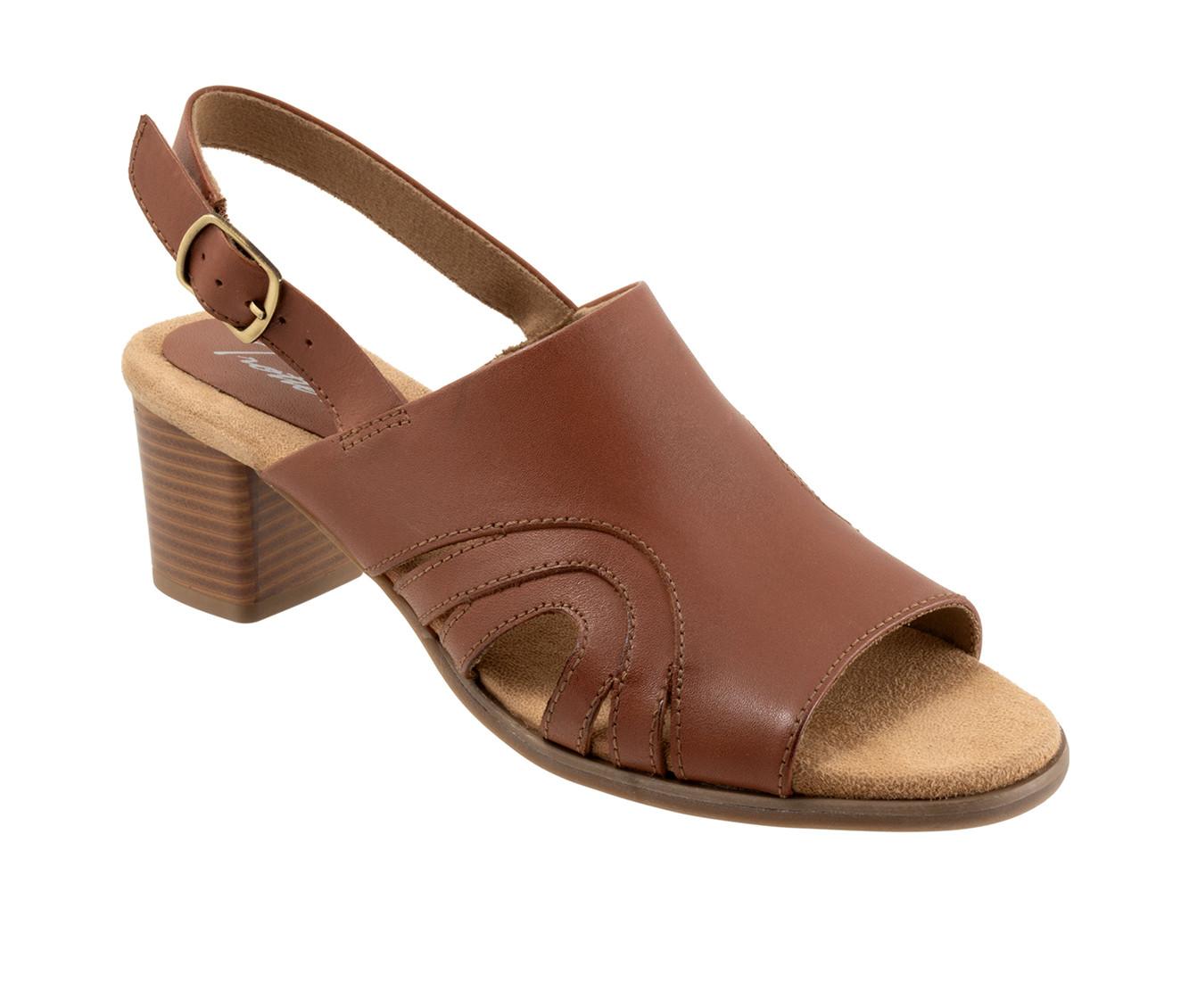 Women's Trotters Mariam Pumps