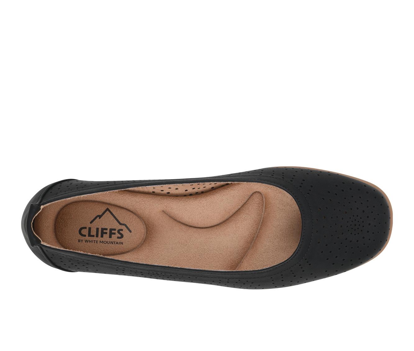 Women's Cliffs by White Mountain Cortney Flats