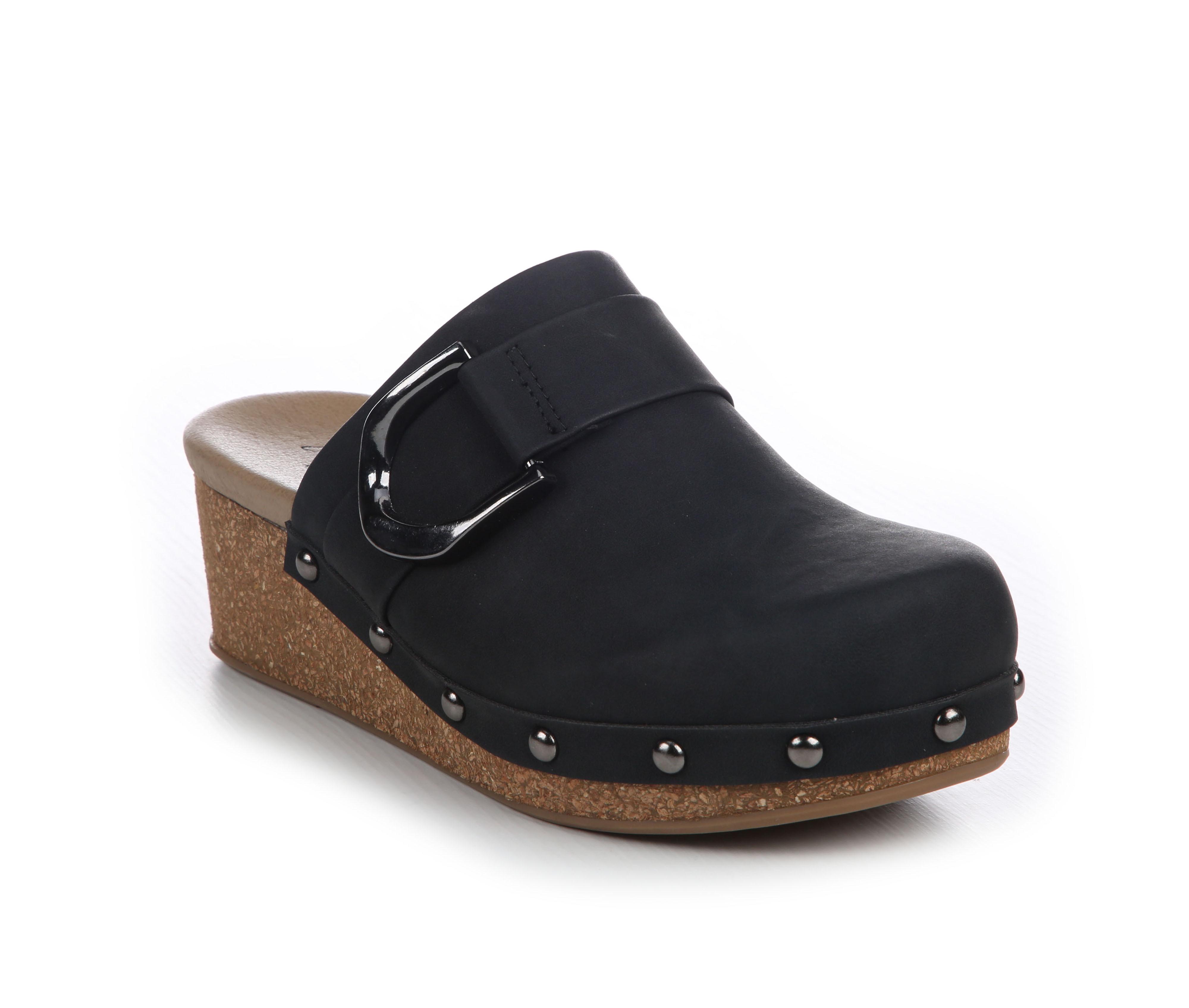 Women's Vintage 7 Eight Germaine Wedge Clogs - thumbnail 2