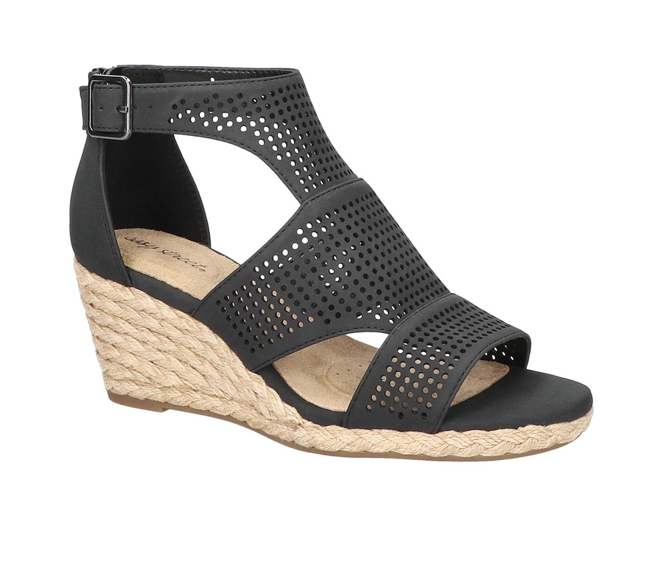 Women's Easy Street Tova Wedges