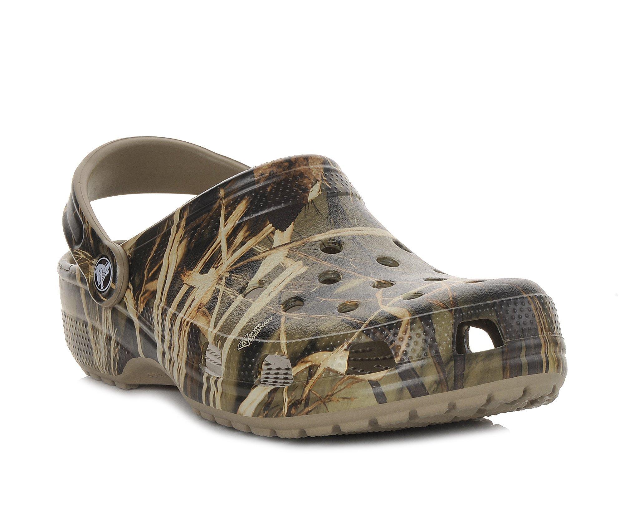 Adults' Crocs Classic Realtree Camo Clogs | Shoe Carnival