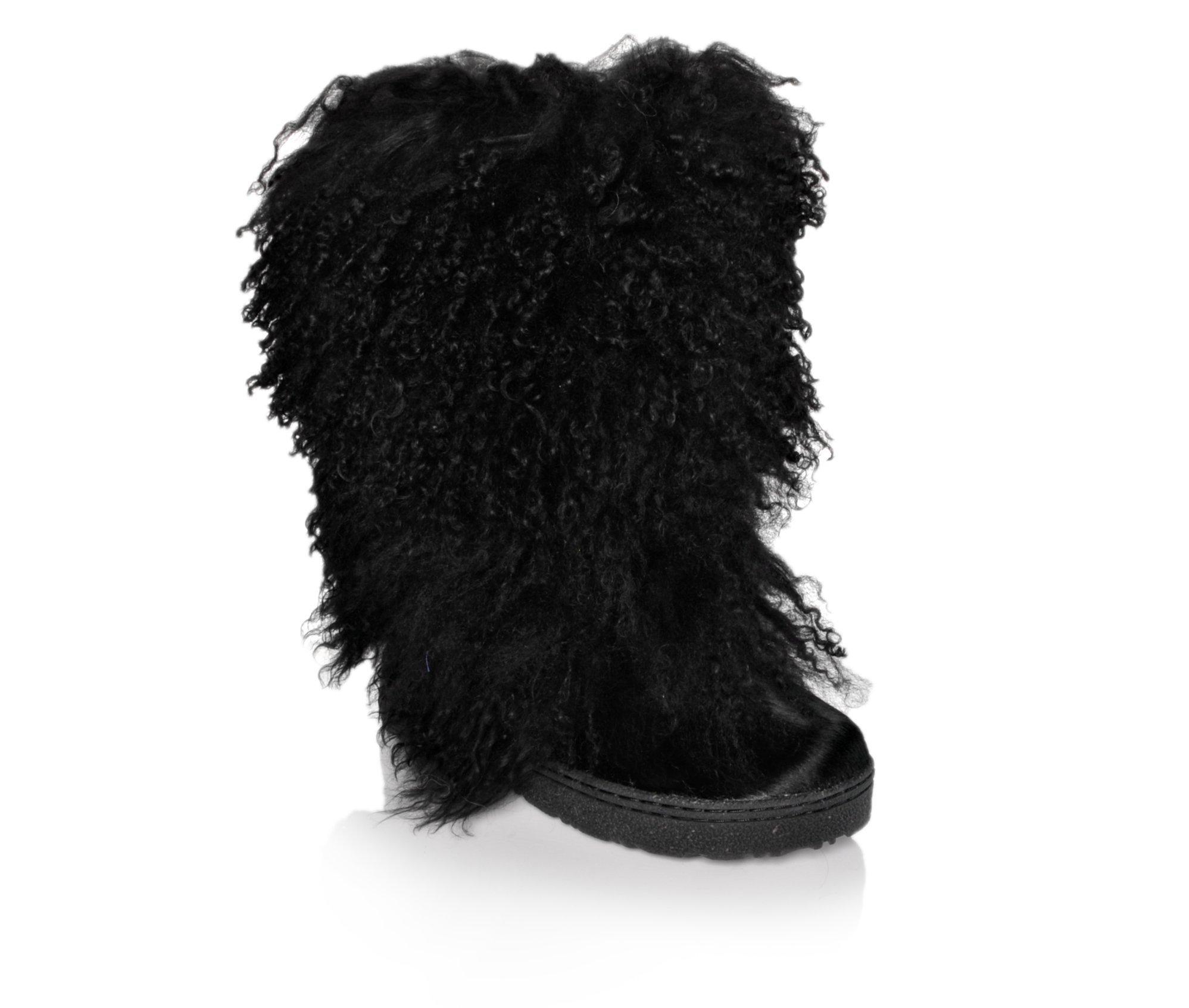 Fluffy hotsell bearpaw boots