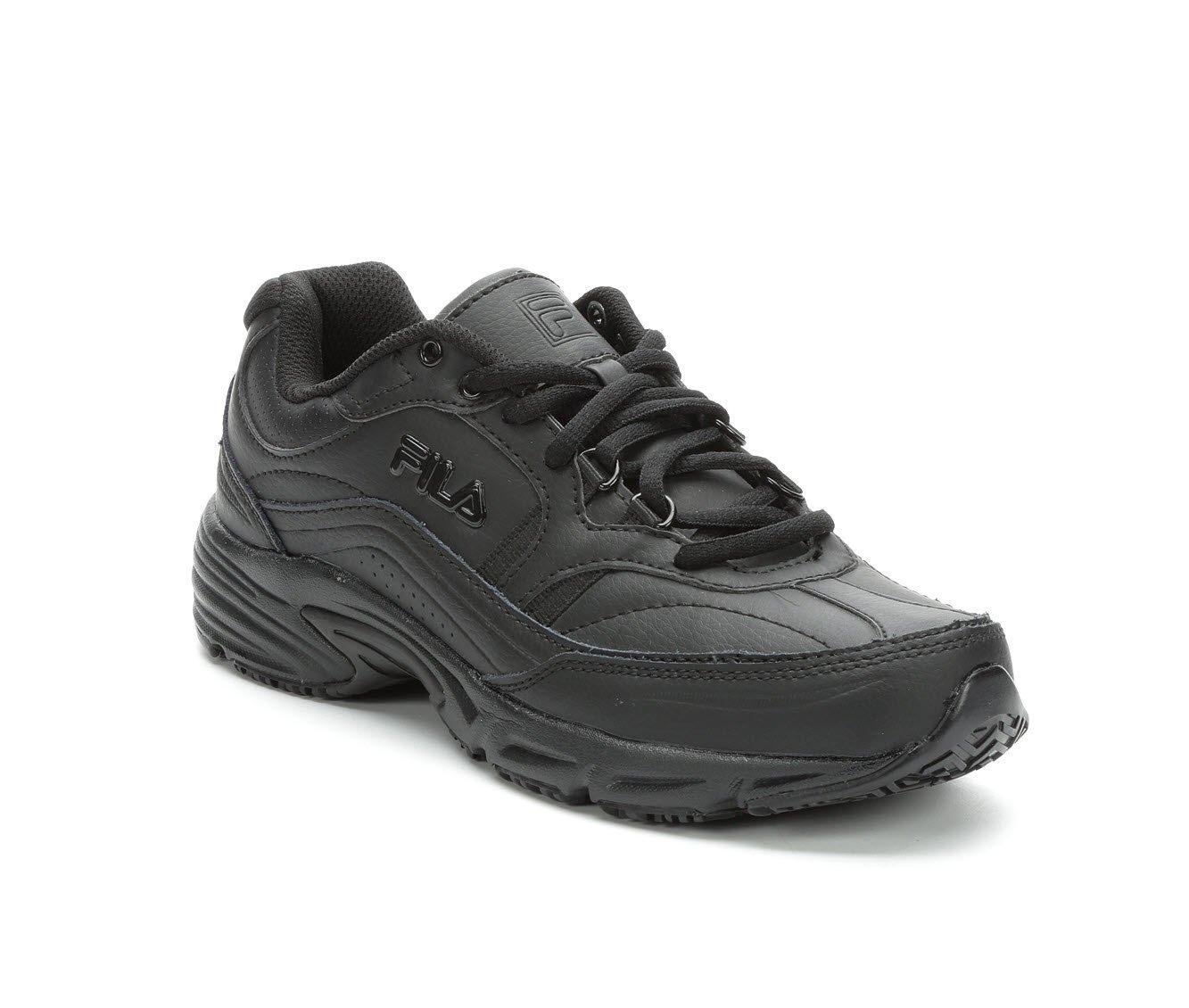 Fila non hotsell slip work shoes