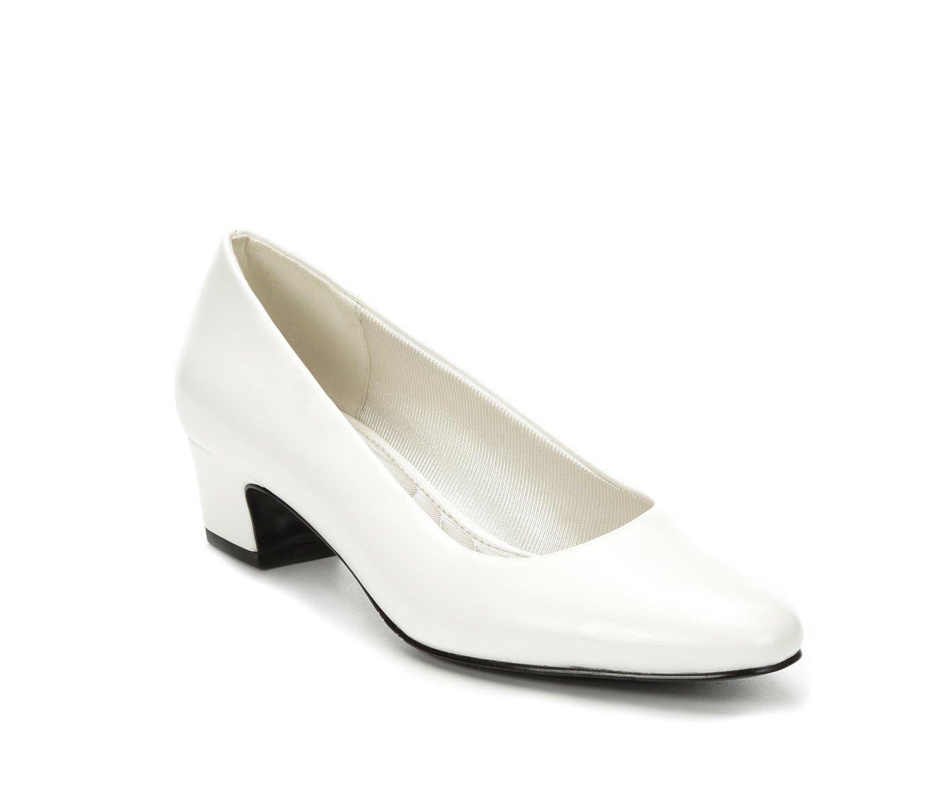 Women's Easy Street Prim Pumps | Shoe Carnival