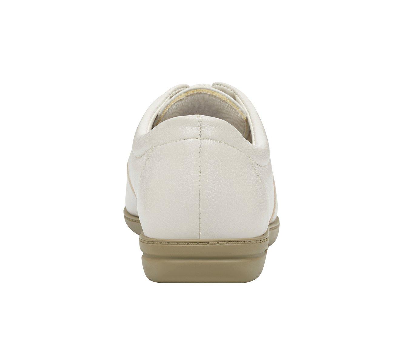 Women's Easy Spirit Motion Walking Shoes