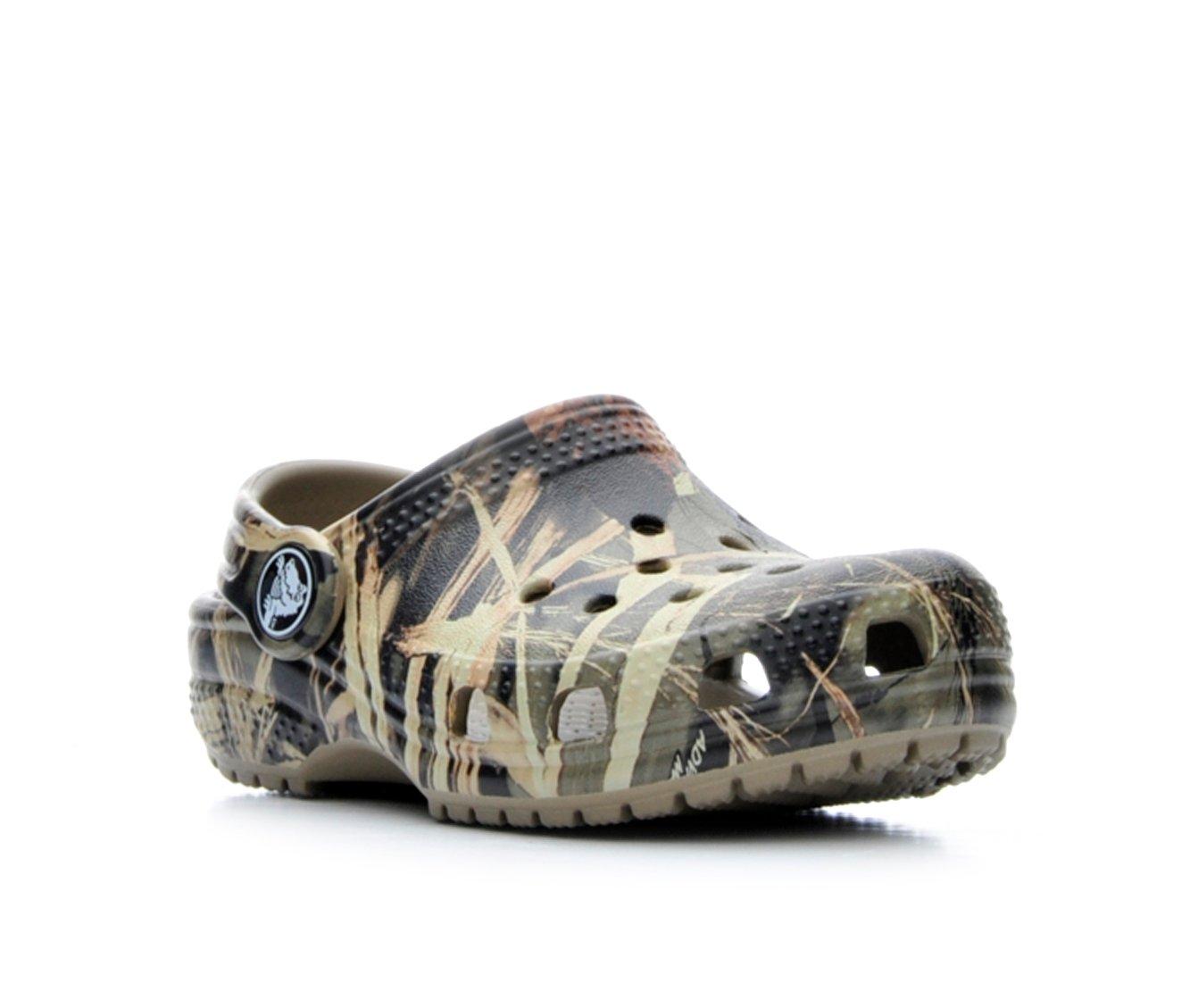 Newborn sales camo crocs