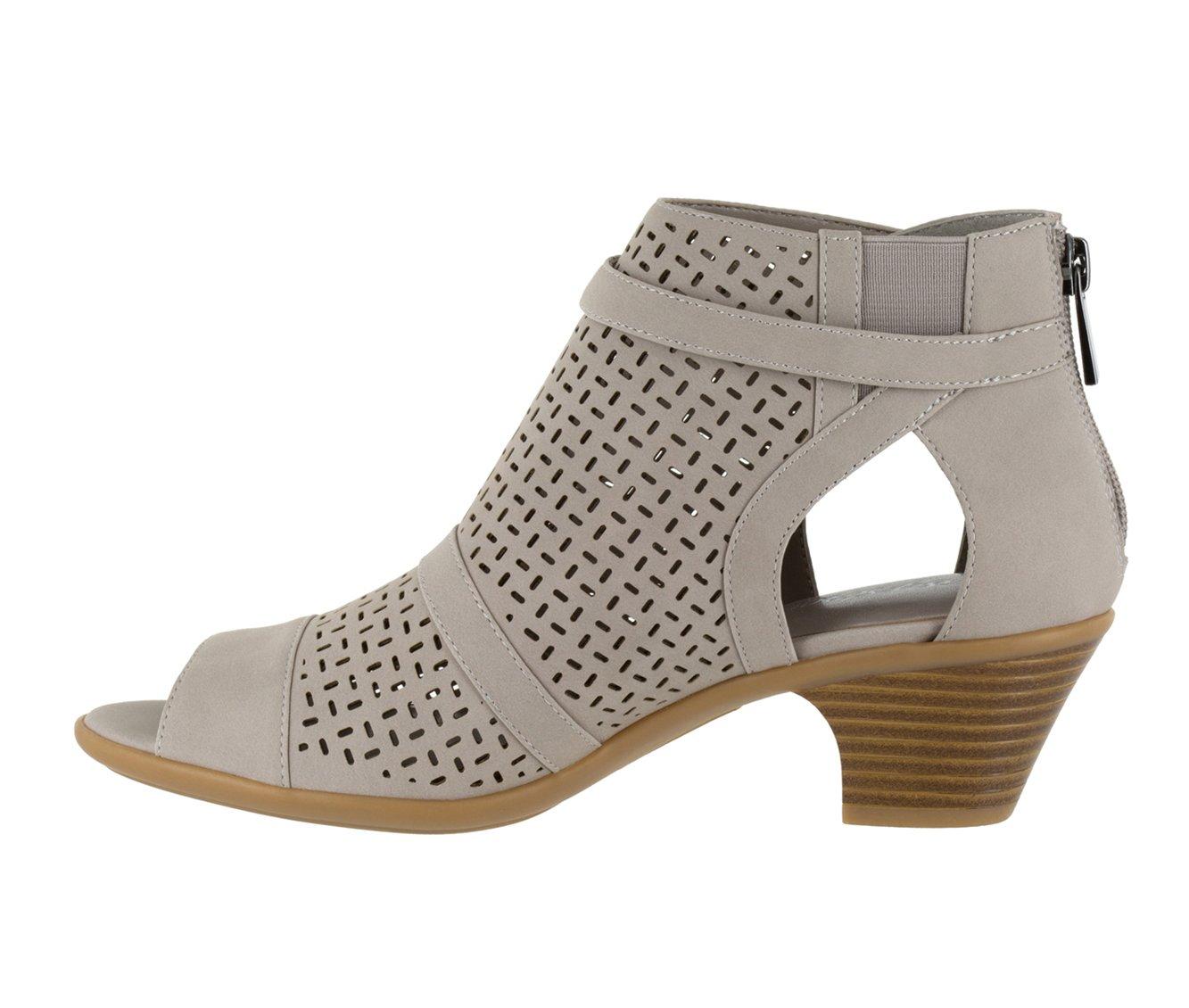 Women's Easy Street Carrigan Booties