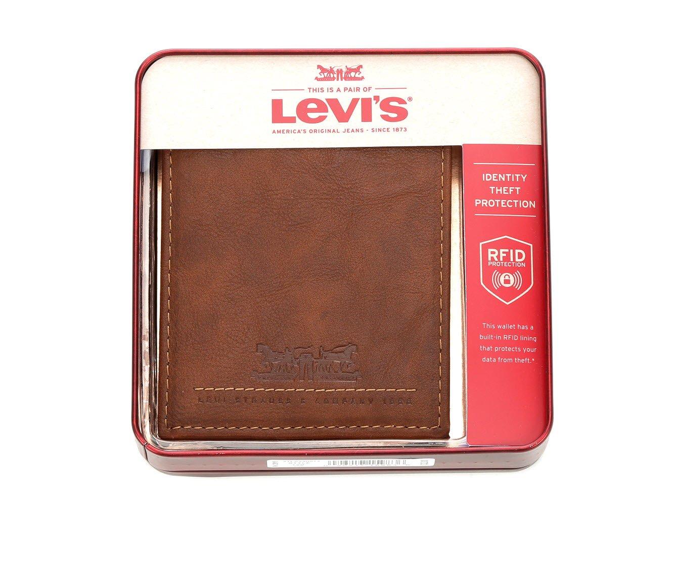 Levi's Accessories RFID Traveler Wallet