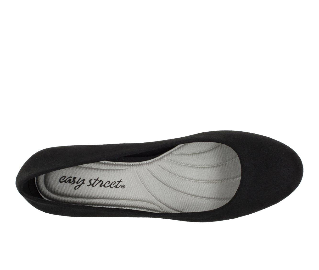 Women's Easy Street Proper Pumps