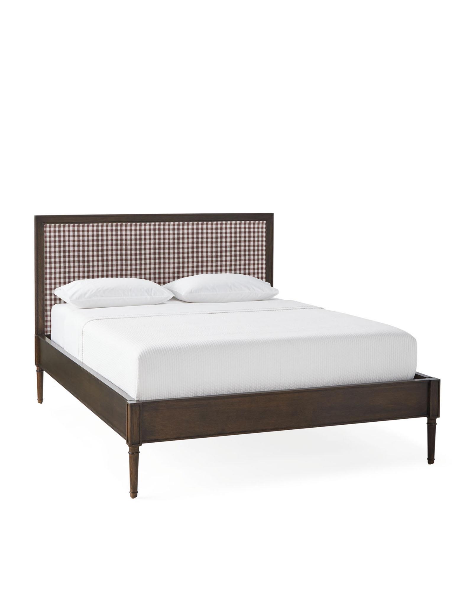 Southampton Cane Bed