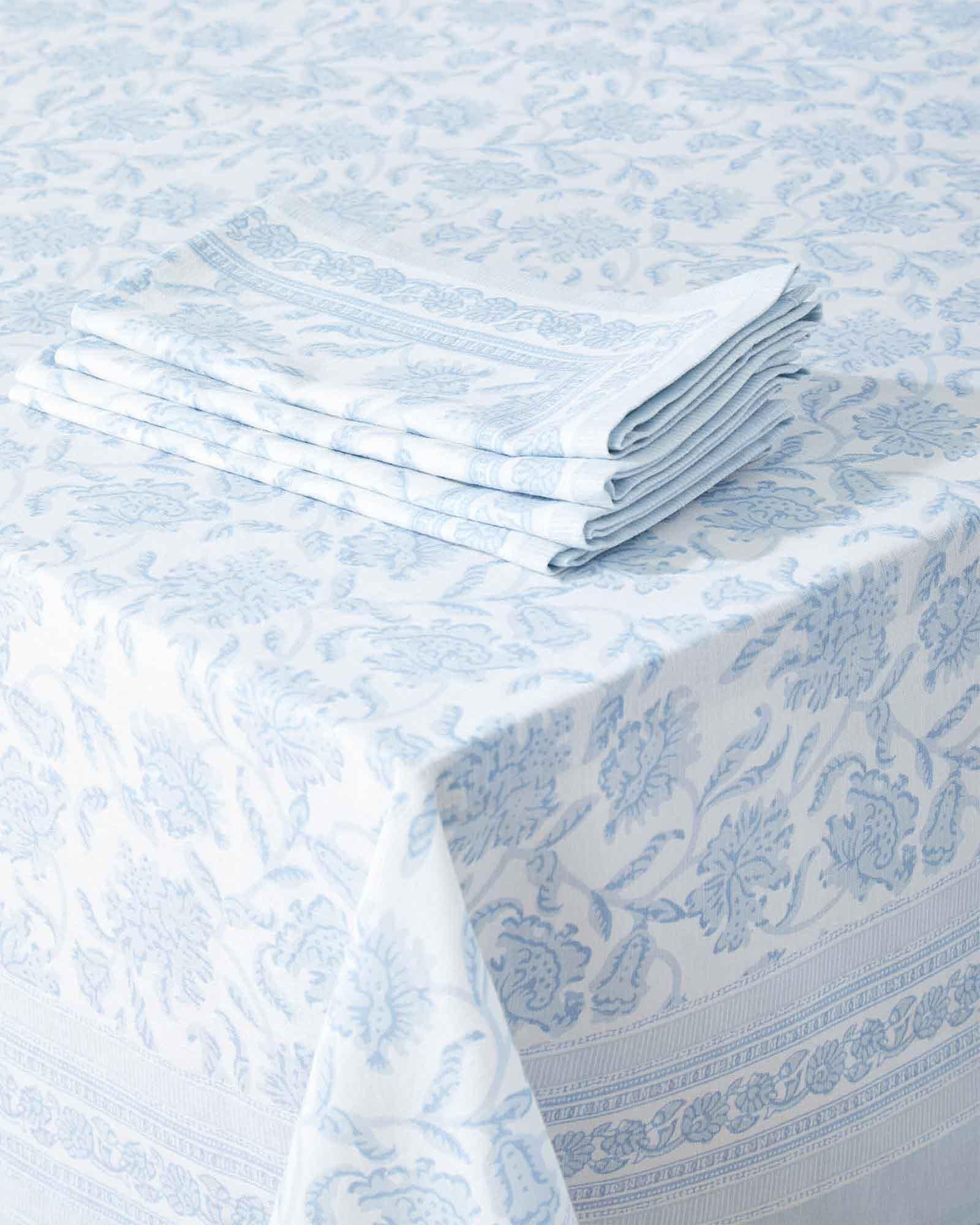 Sintra Tablecloth & Napkin Set of 4