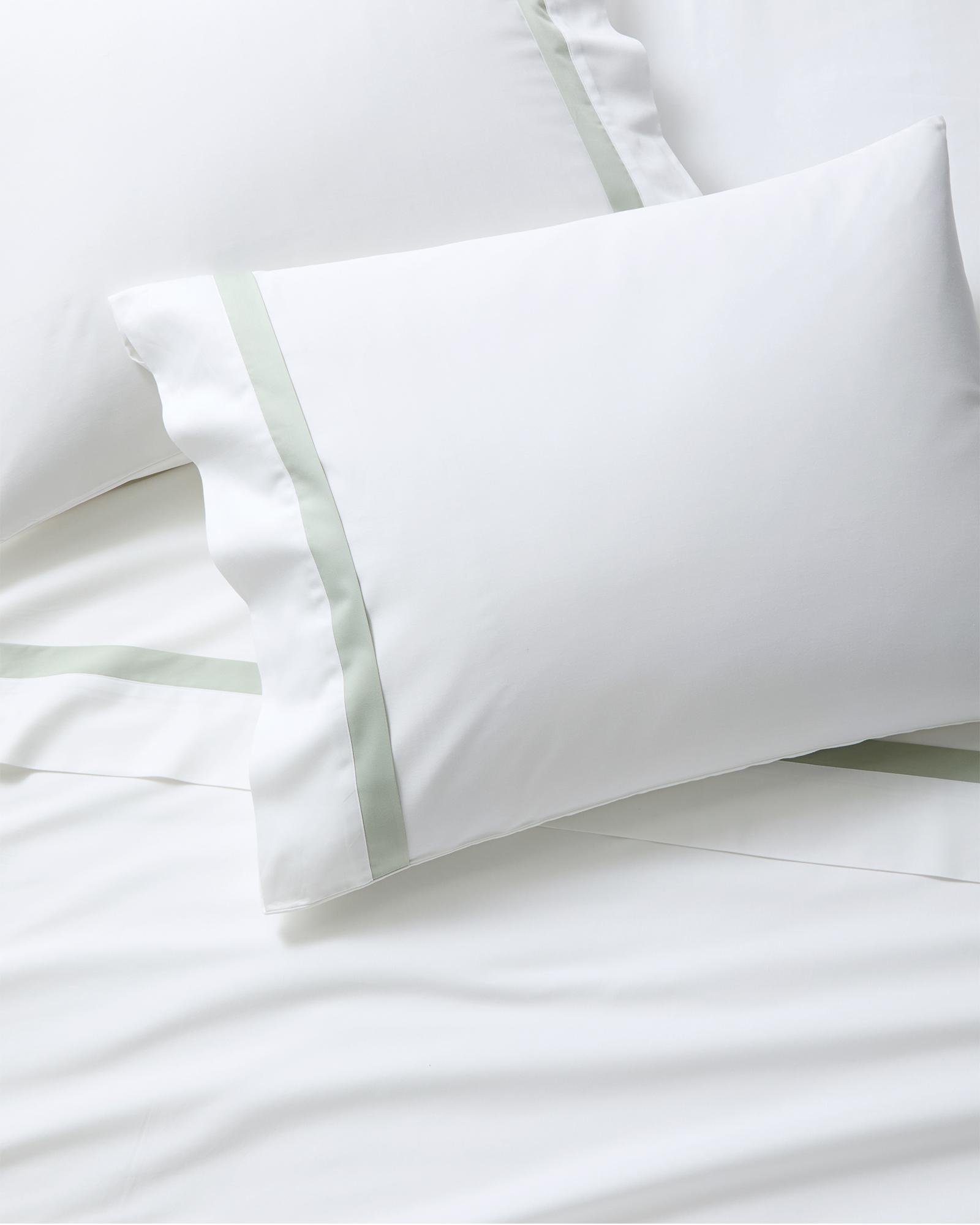 Border Frame Sateen Sheet Set - White
