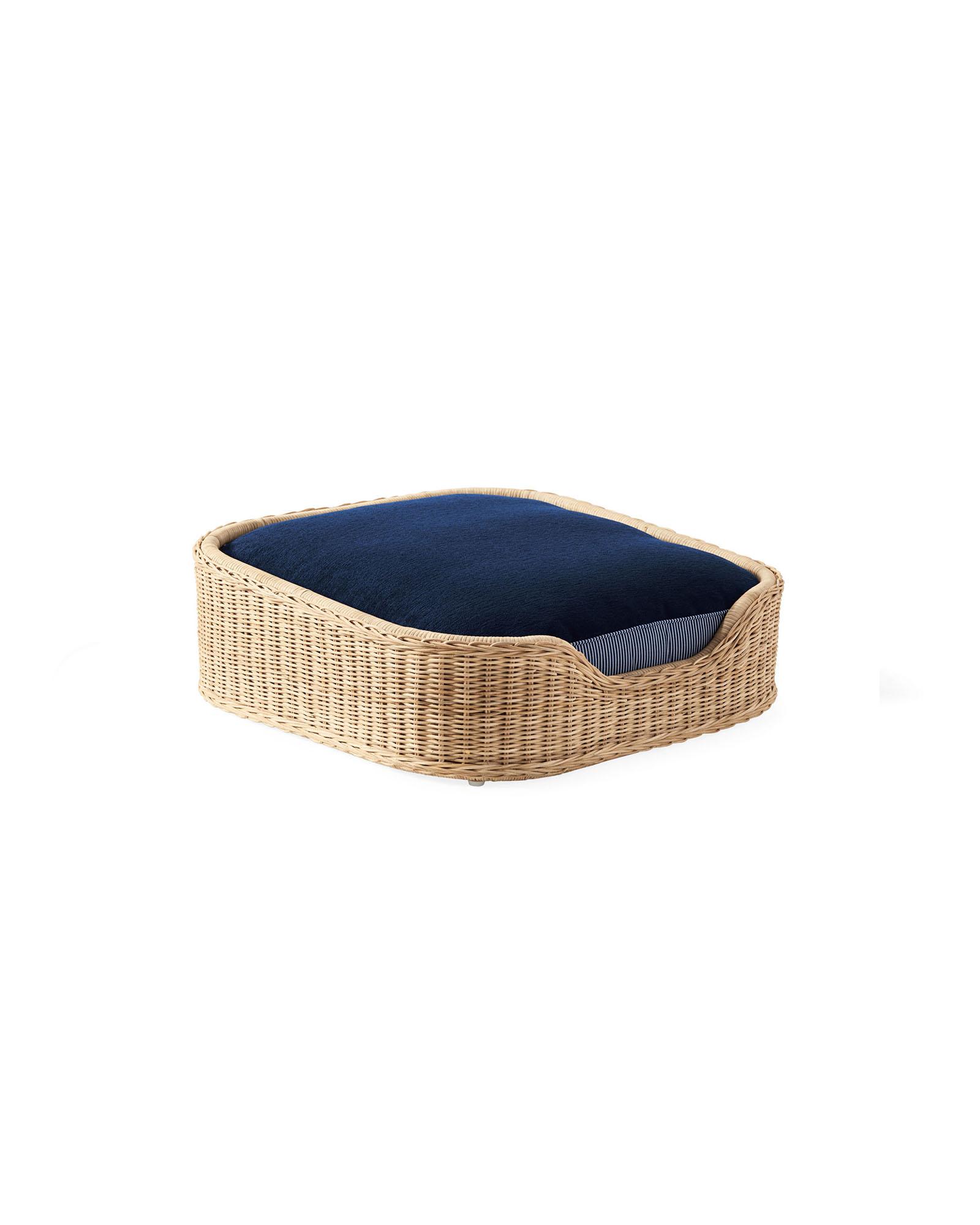 Wicker pet outlet bed