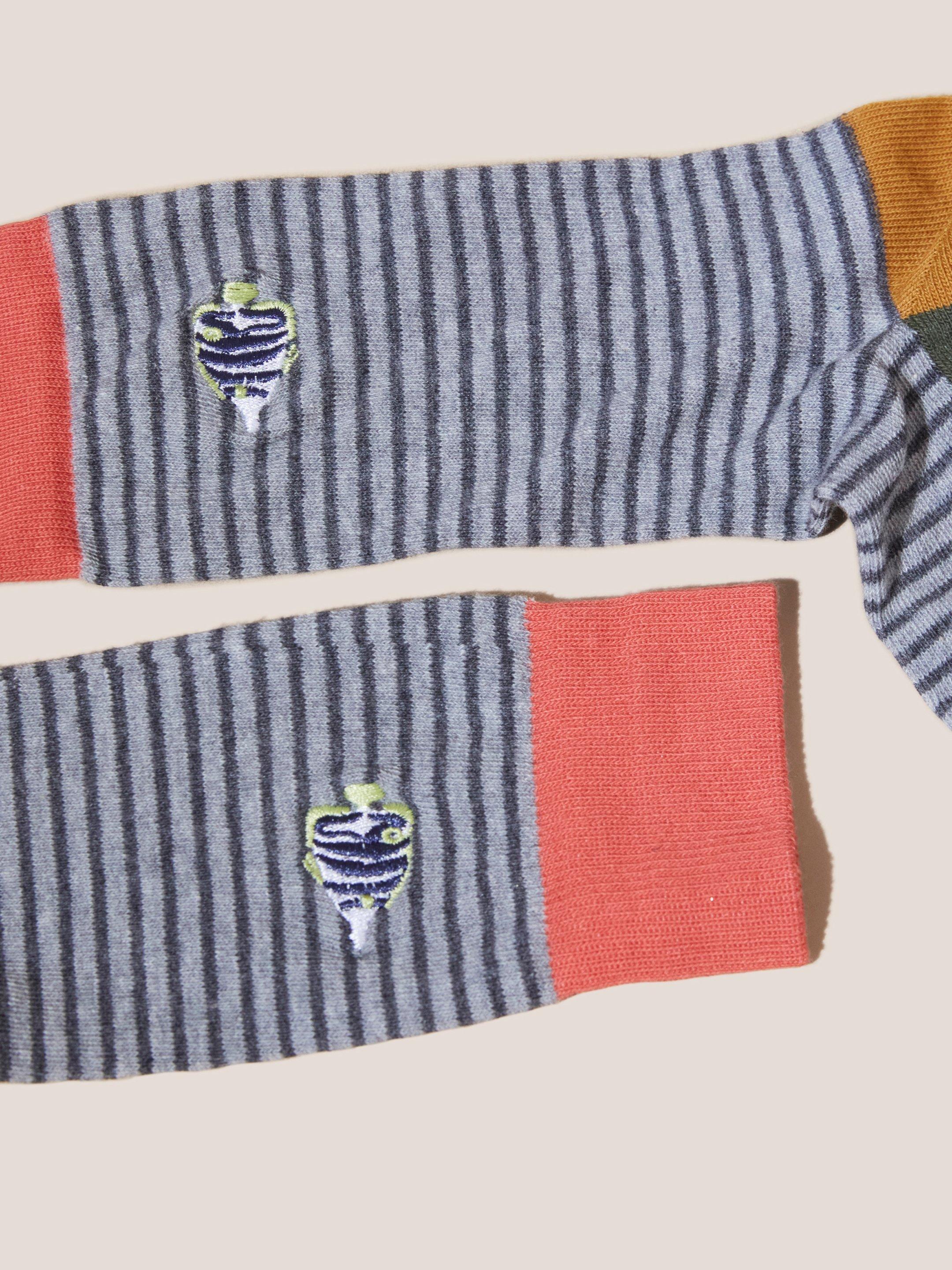 Embroidered Fish Stripe Socks