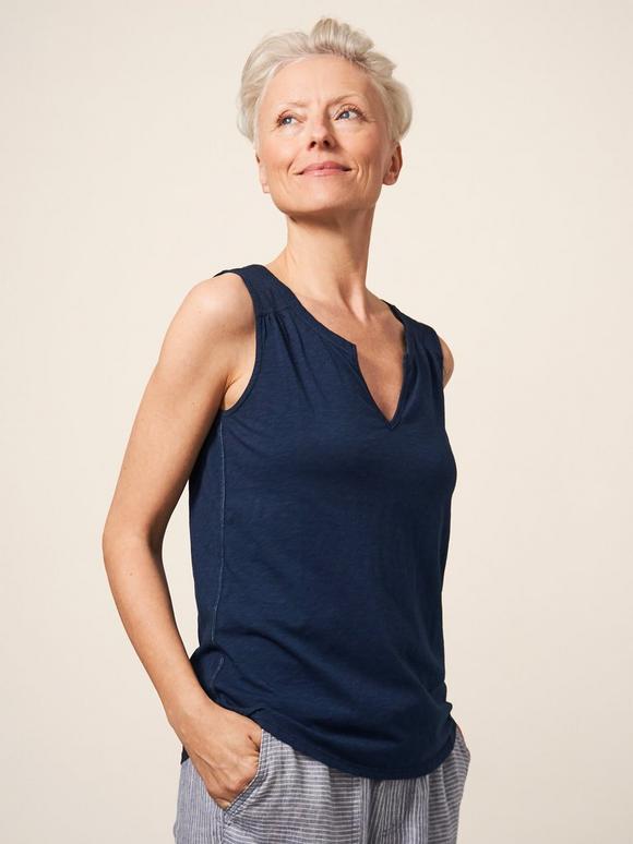 LAILA VEST