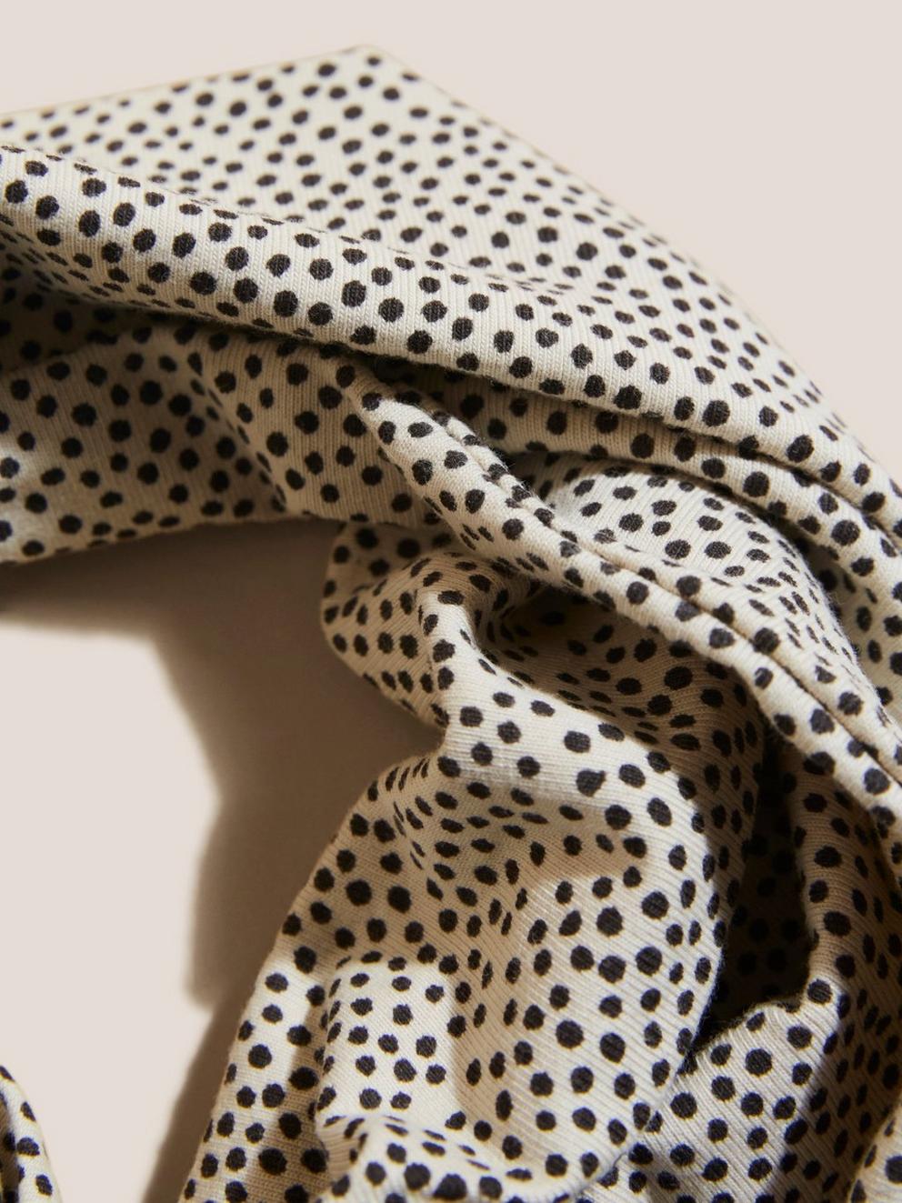 Versatile 1 Size Jersey Roll