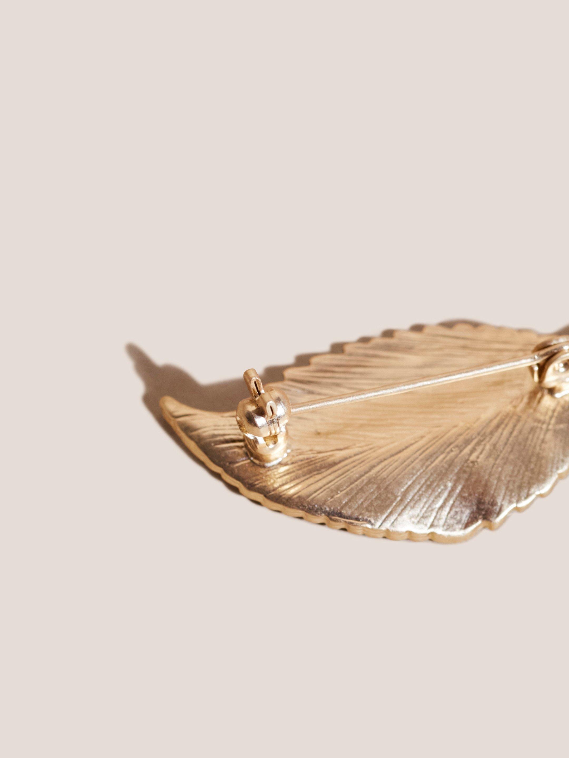 Metal Leaf Brooch