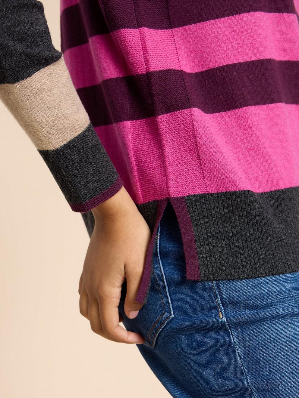 URBAN COLOURBLOCK JUMPER
