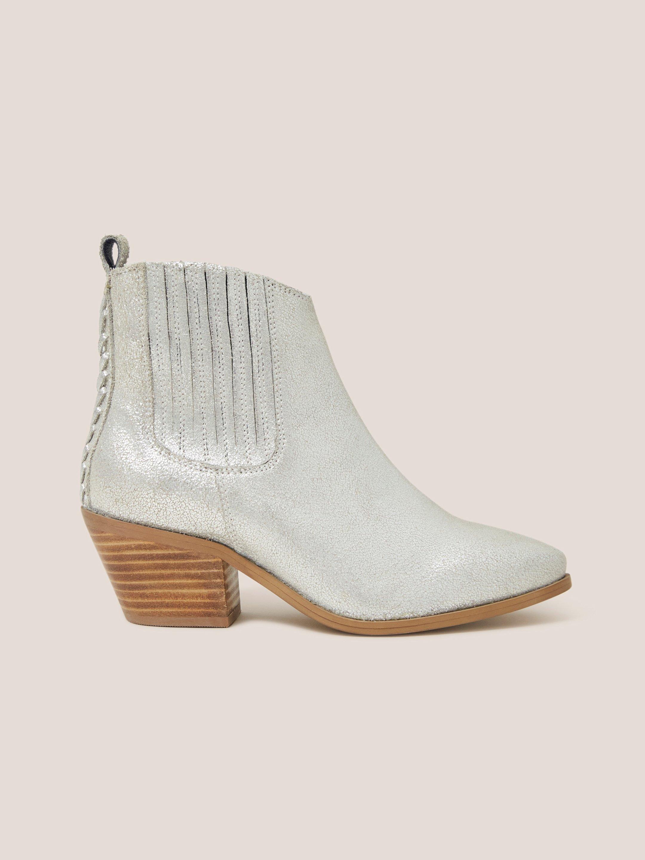Cherry Leather Ankle Boot