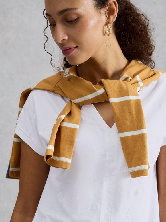 NELLY NOTCH NECK EMBROIDERED TEE