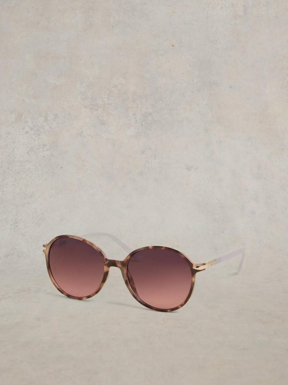 Ali Preppy Round Sunglasses