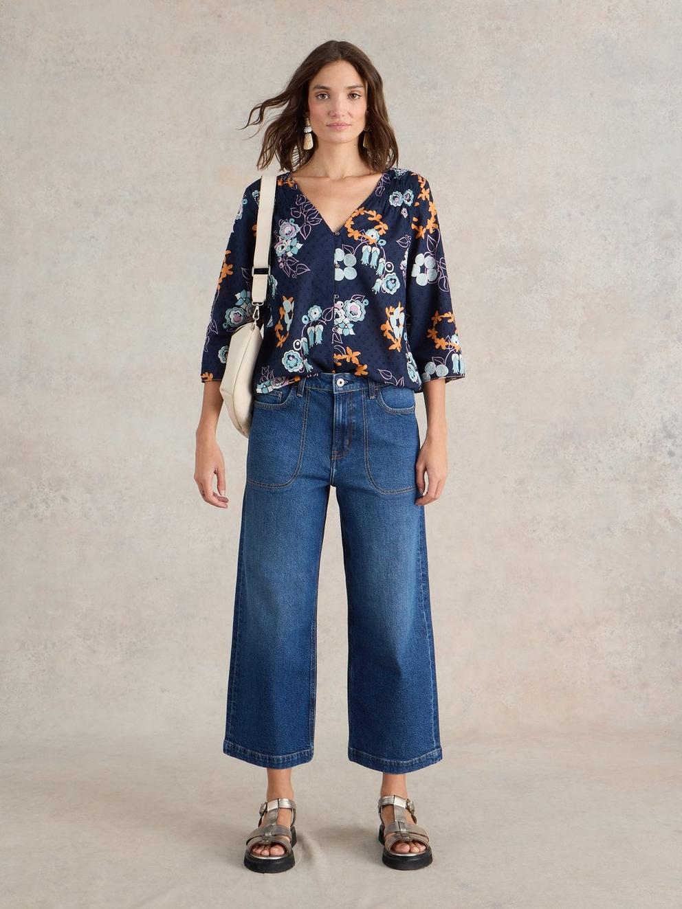 Tia Cropped Wide Leg Jean