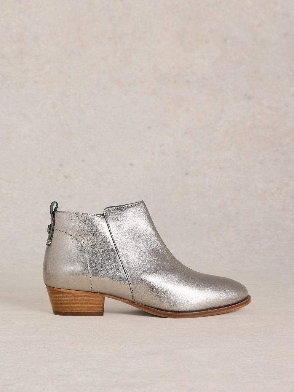 Willow Leather Ankle Boot