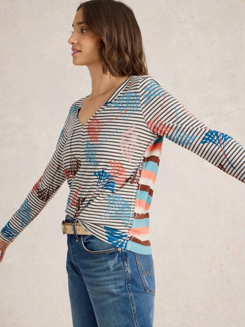 NELLY NOTCH NECK TSHIRT