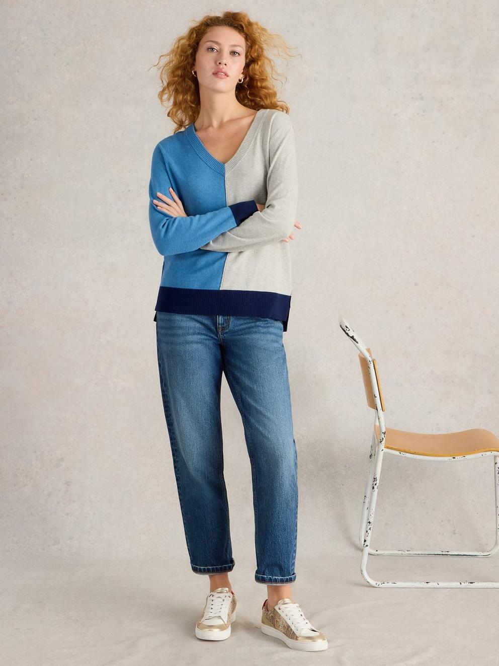 MAGGIE LONG SLEEVE V NECK JUMPER