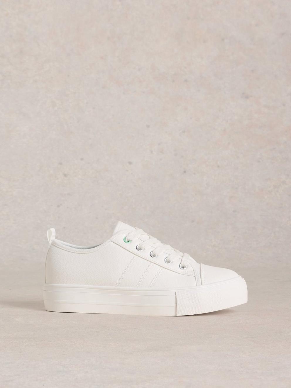 Pippa Flatform Trainer