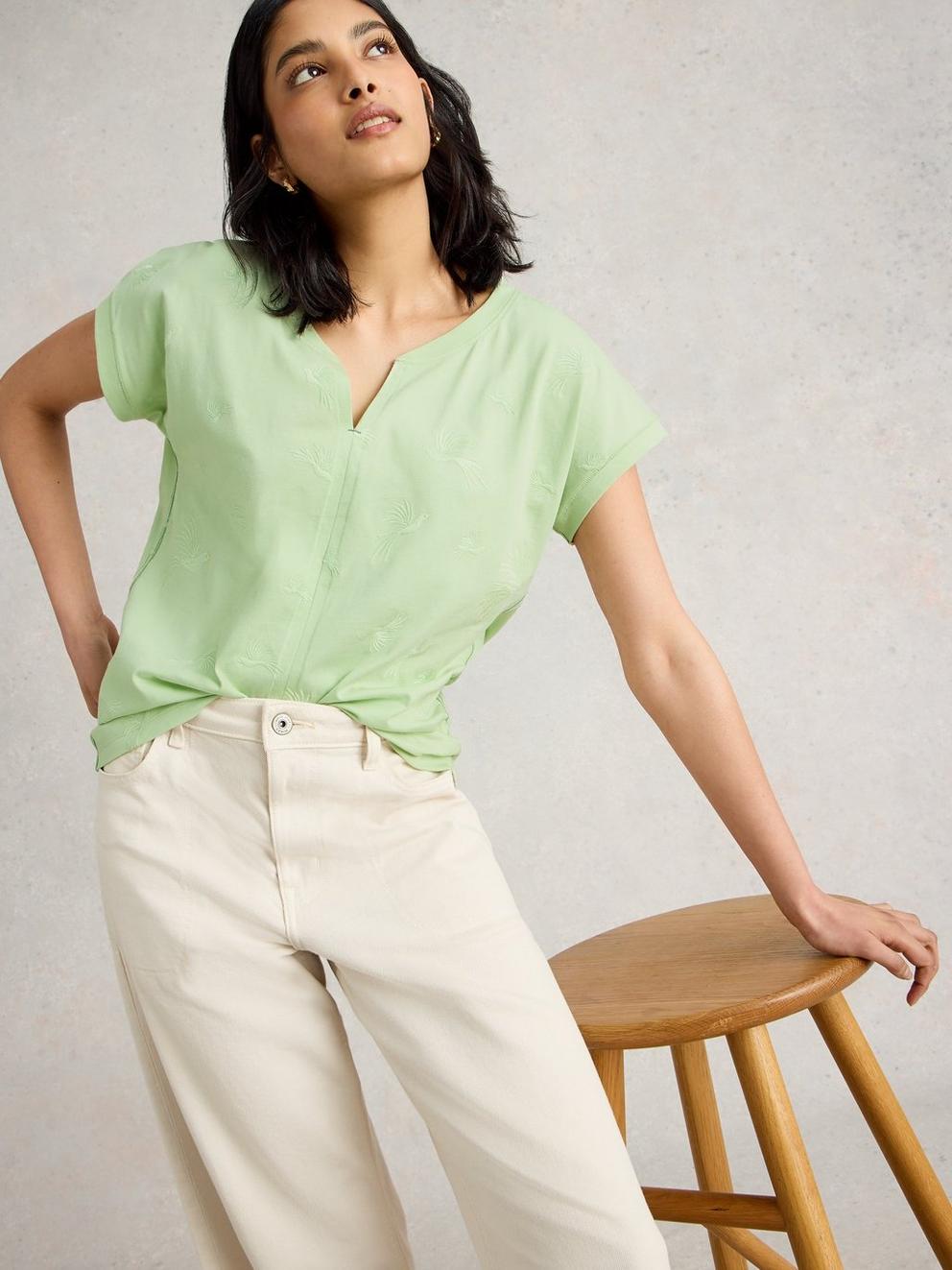 NELLY EMBROIDERED SHORT SLEEVE TEE